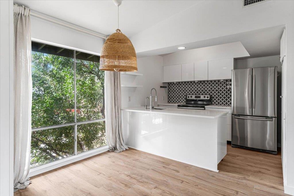 1304 Mariposa Dr # 206, Austin, TX 78704