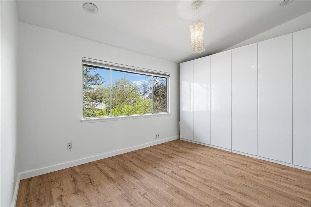 1304 Mariposa Dr # 206, Austin, TX 78704