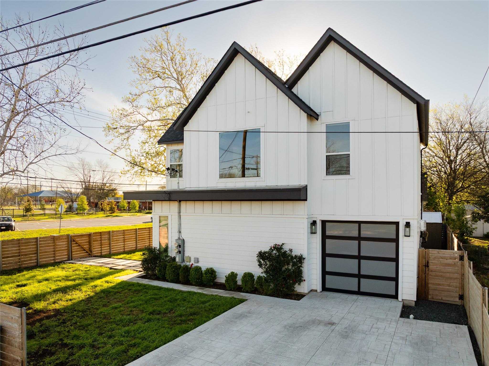 709 W St Elmo Rd # 1, Austin, TX 78745