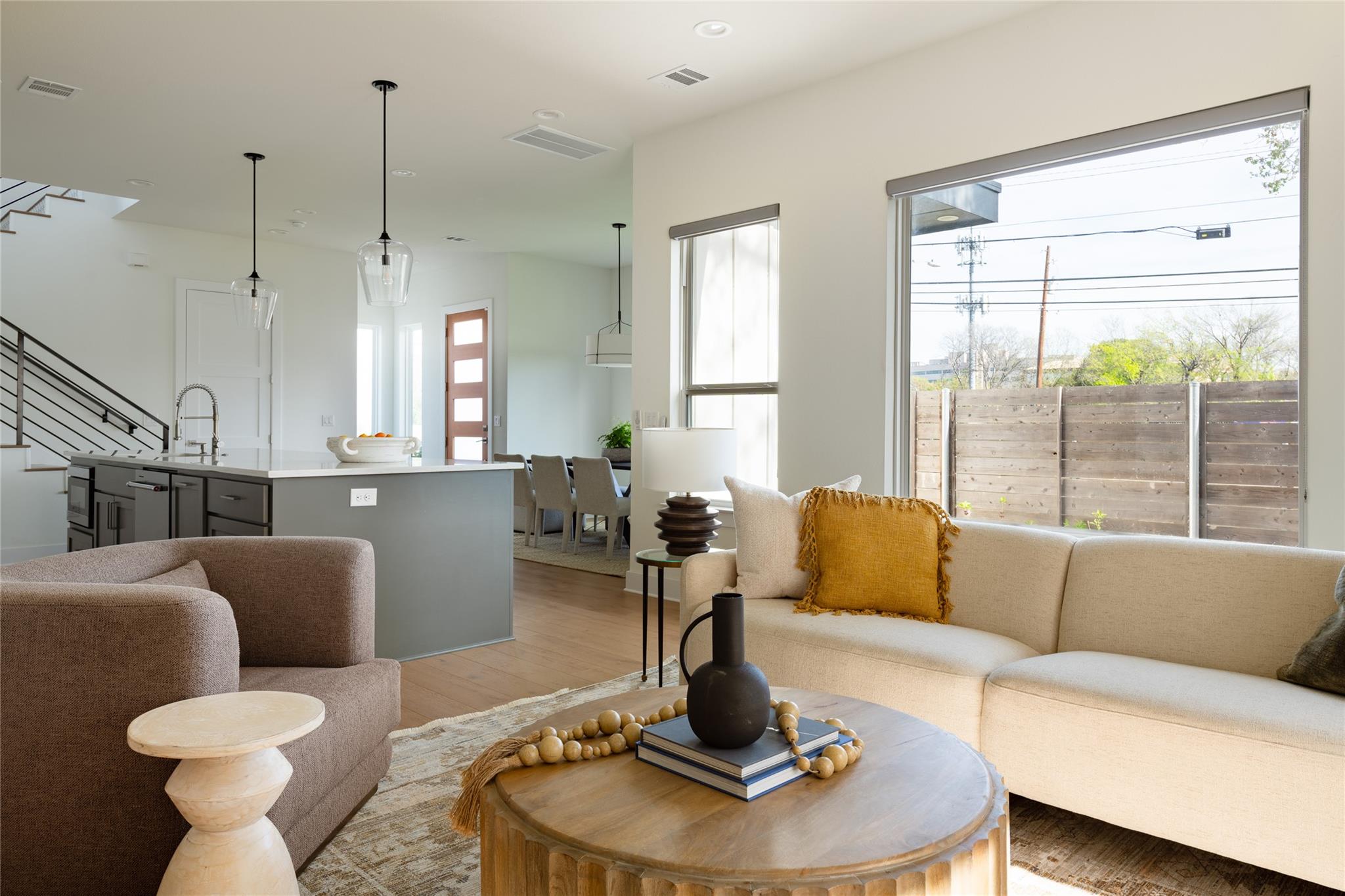 709 W St Elmo Rd # 1, Austin, TX 78745