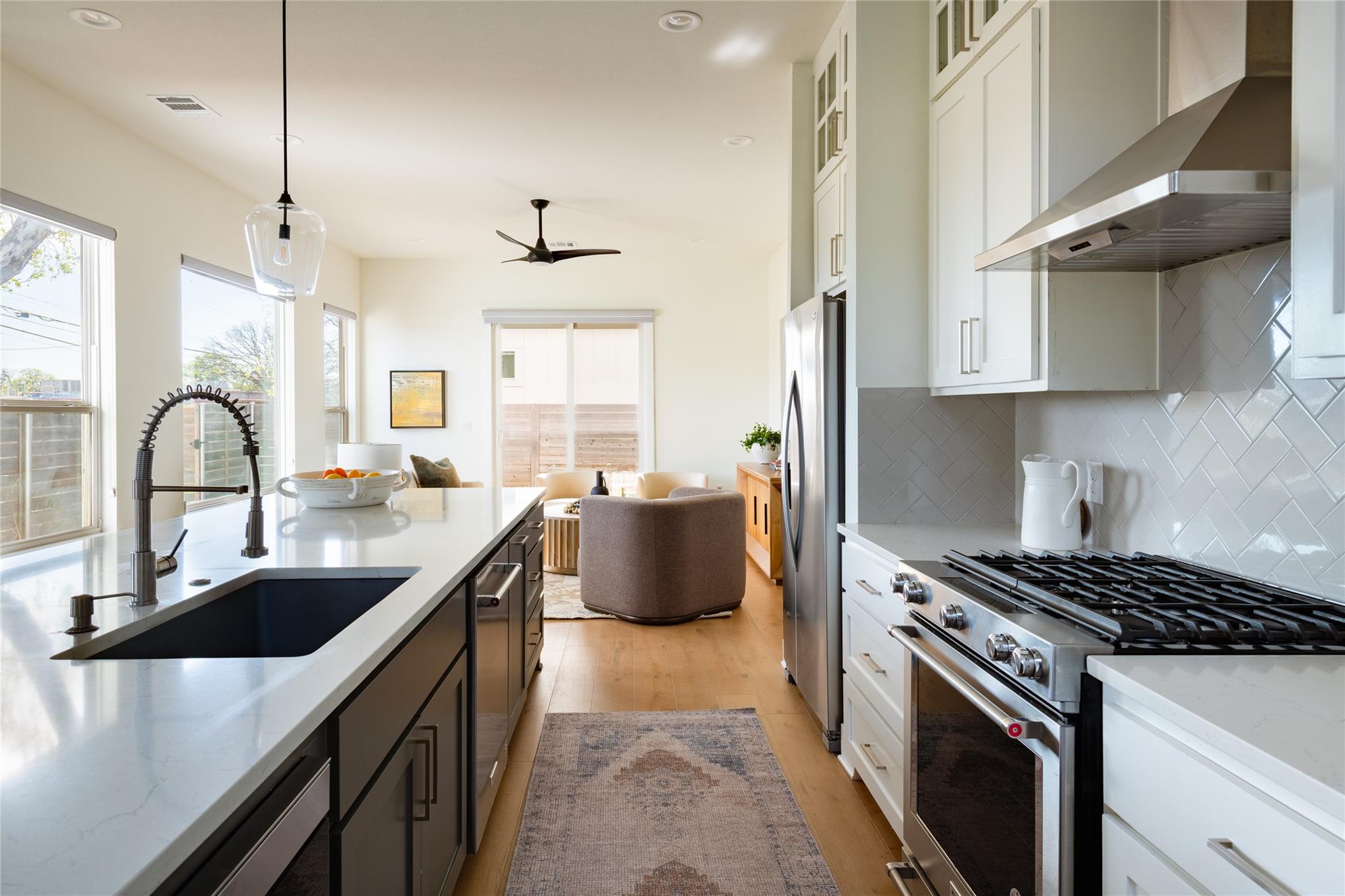 709 W St Elmo Rd # 1, Austin, TX 78745