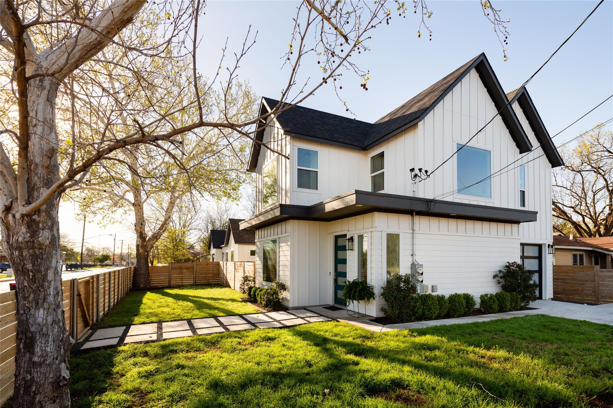 709 W St Elmo Rd # 1, Austin, TX 78745