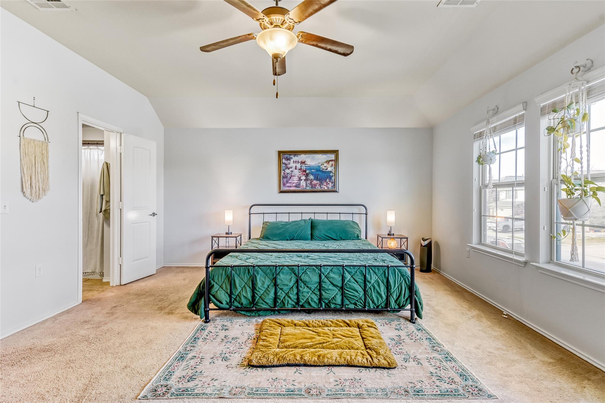 7233 Crestone Rd, Austin, TX 78744