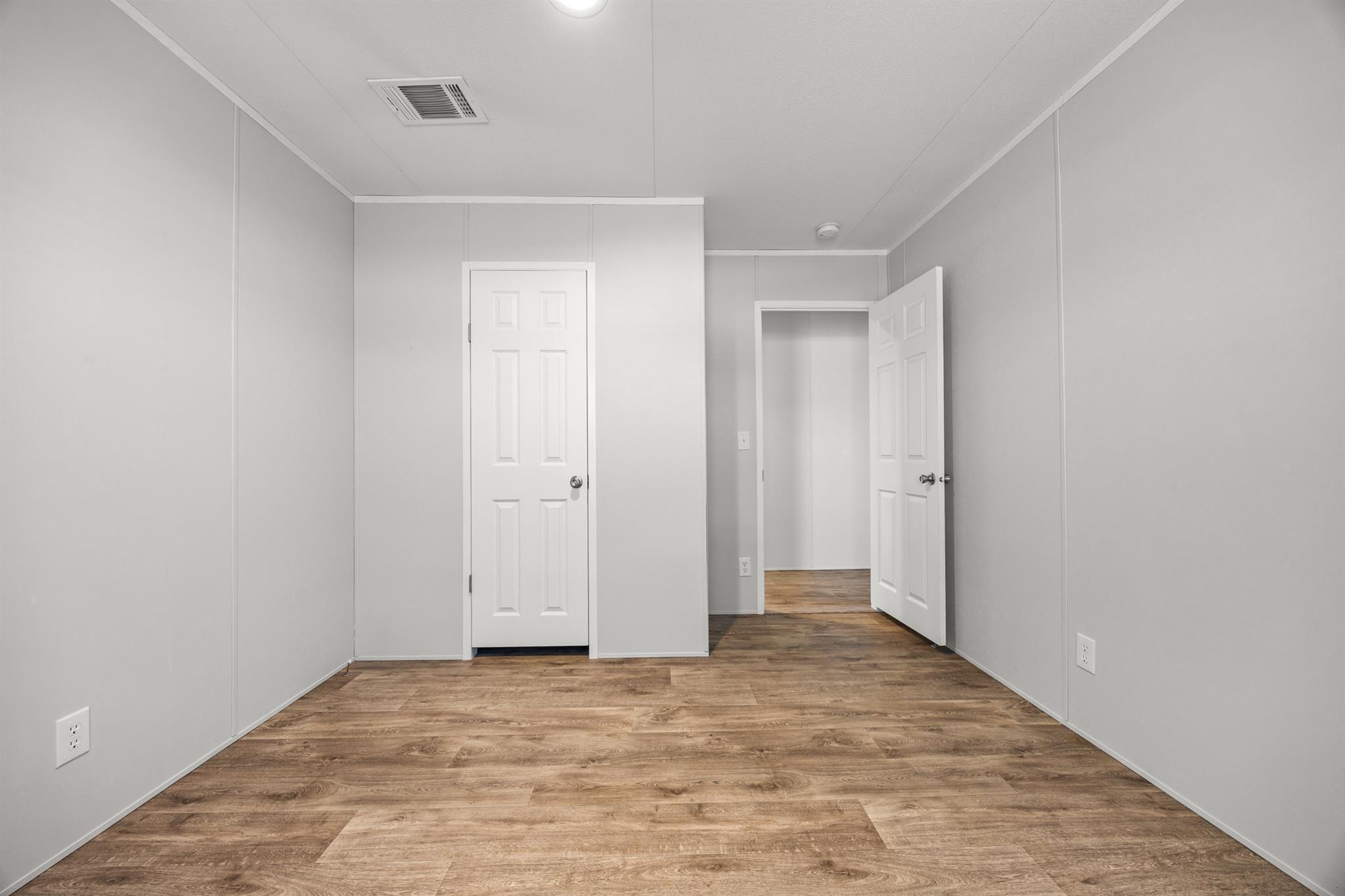 260 Castellana Way, Elgin, TX 78621