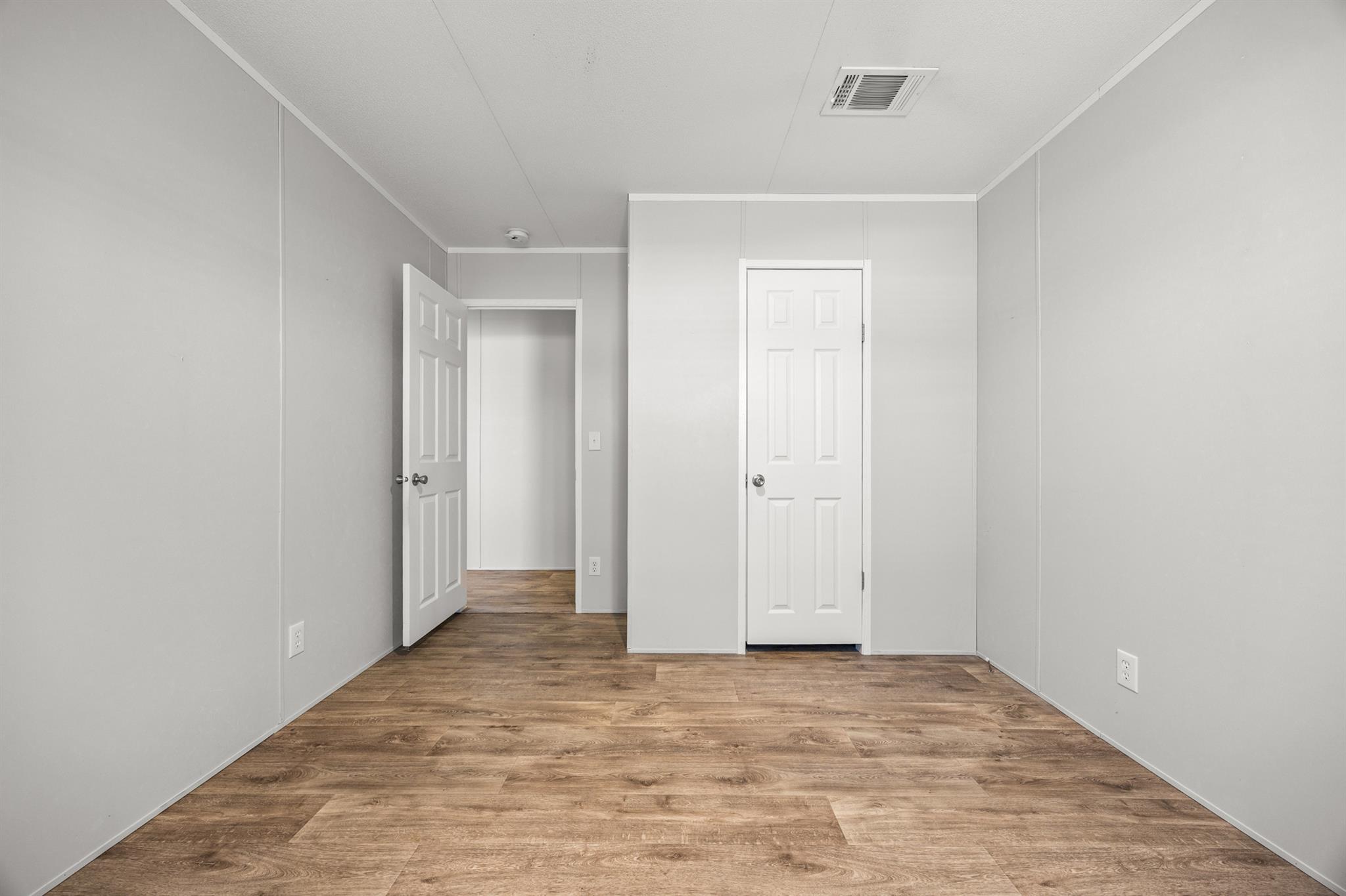 260 Castellana Way, Elgin, TX 78621