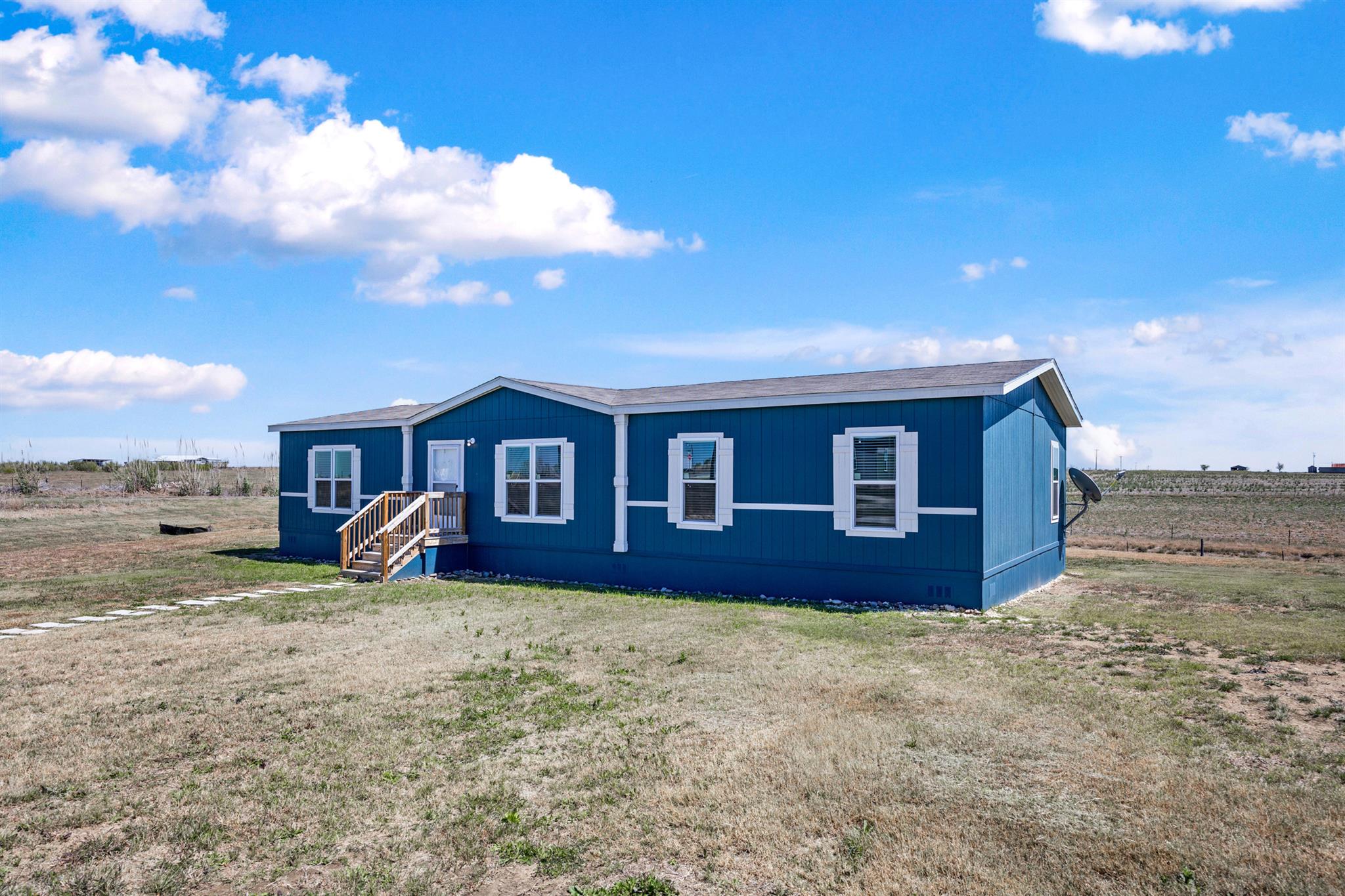 260 Castellana Way, Elgin, TX 78621