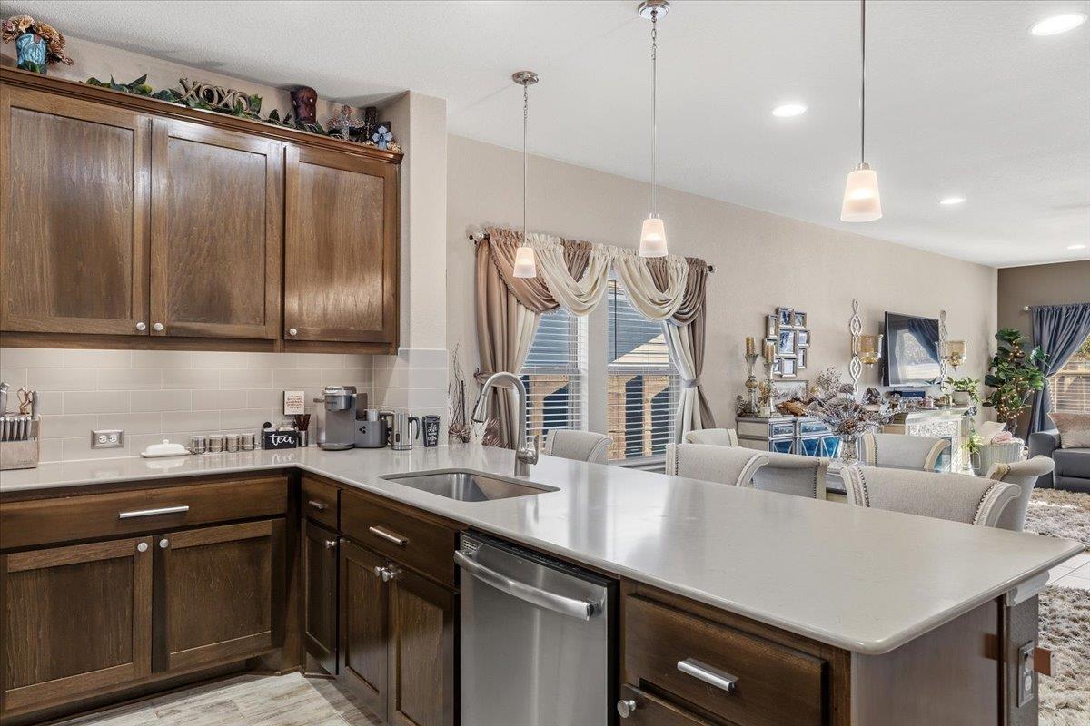 8721 Sikes Way, Austin, TX 78747