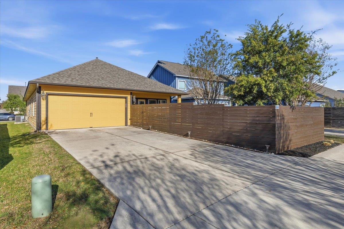 8721 Sikes Way, Austin, TX 78747