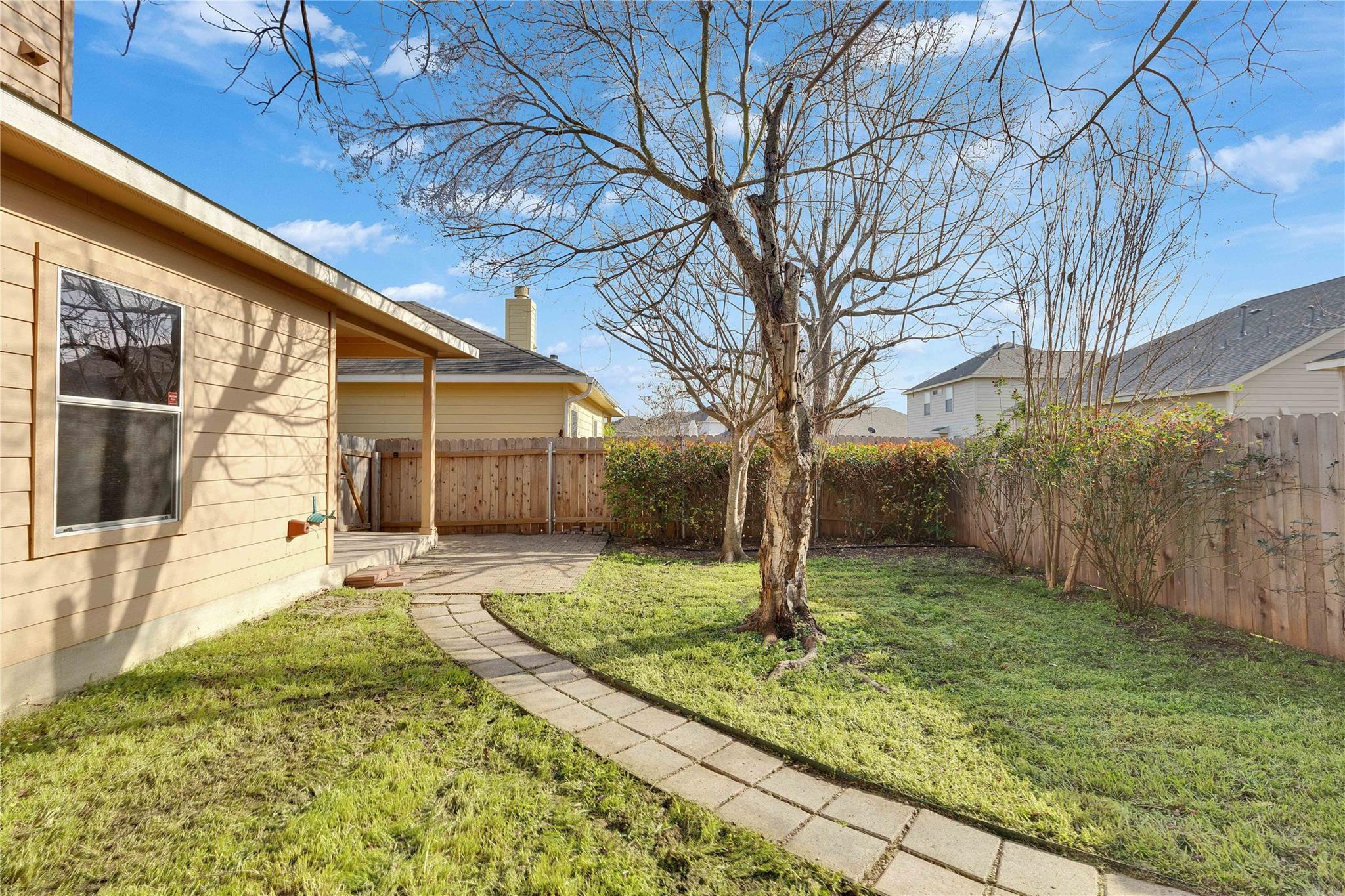 7405 Montezuma St, Austin, TX 78744