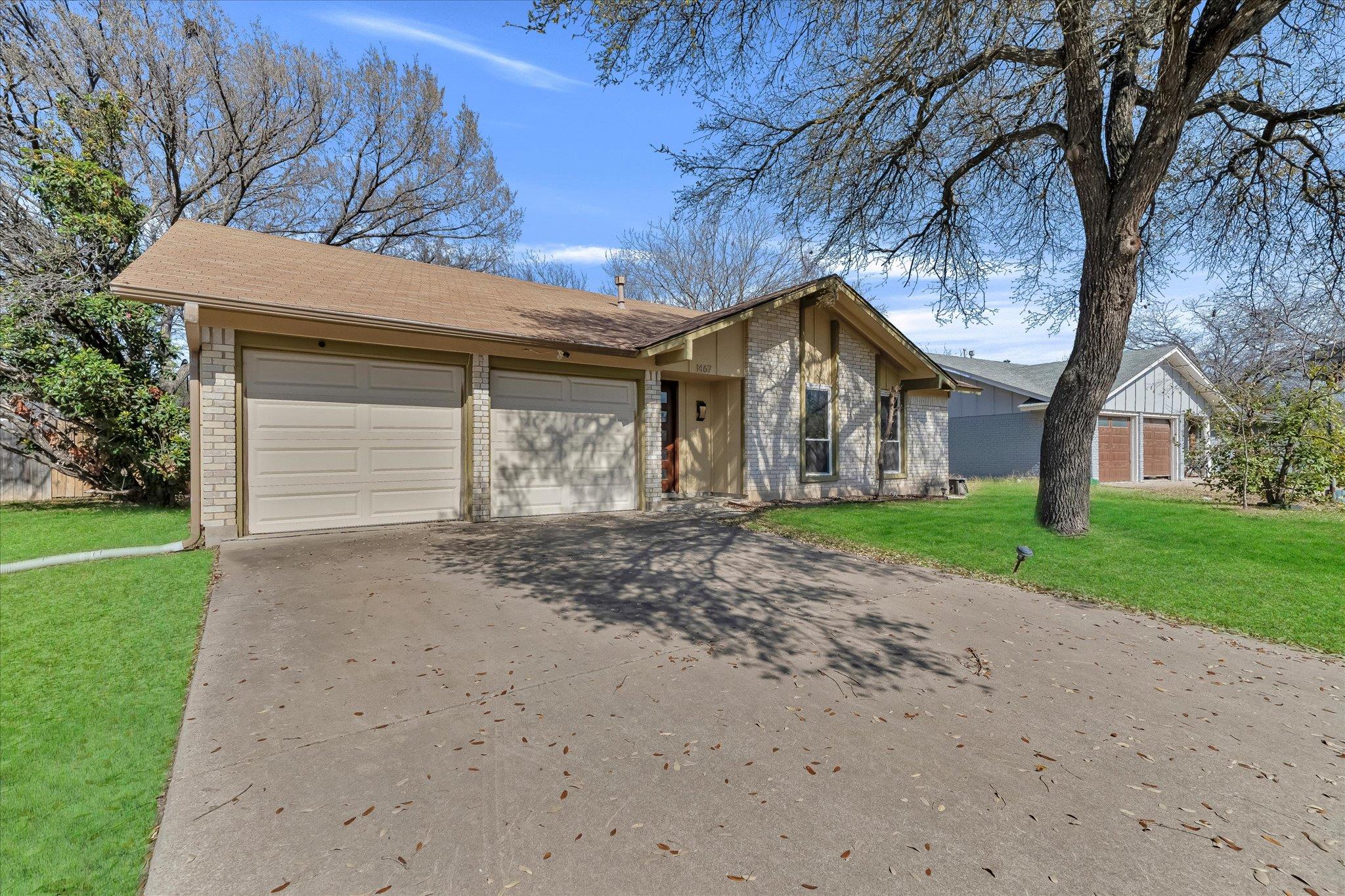 1467 S Meadows Dr, Austin, TX 78758