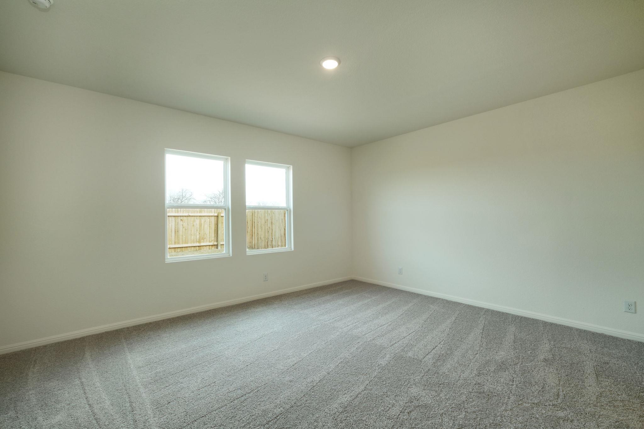 209 Stonebrook DR Dr, Hutto, TX 78634