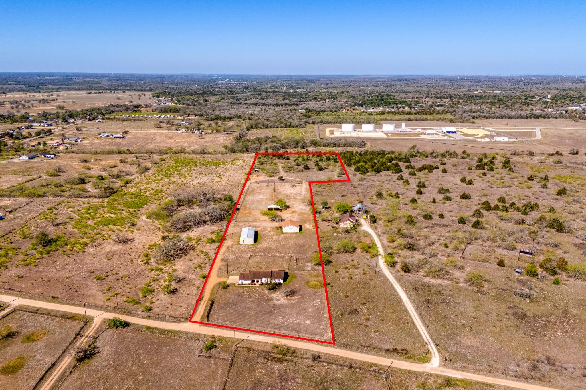 154 Three Oaks Ln, Bastrop, TX 78602