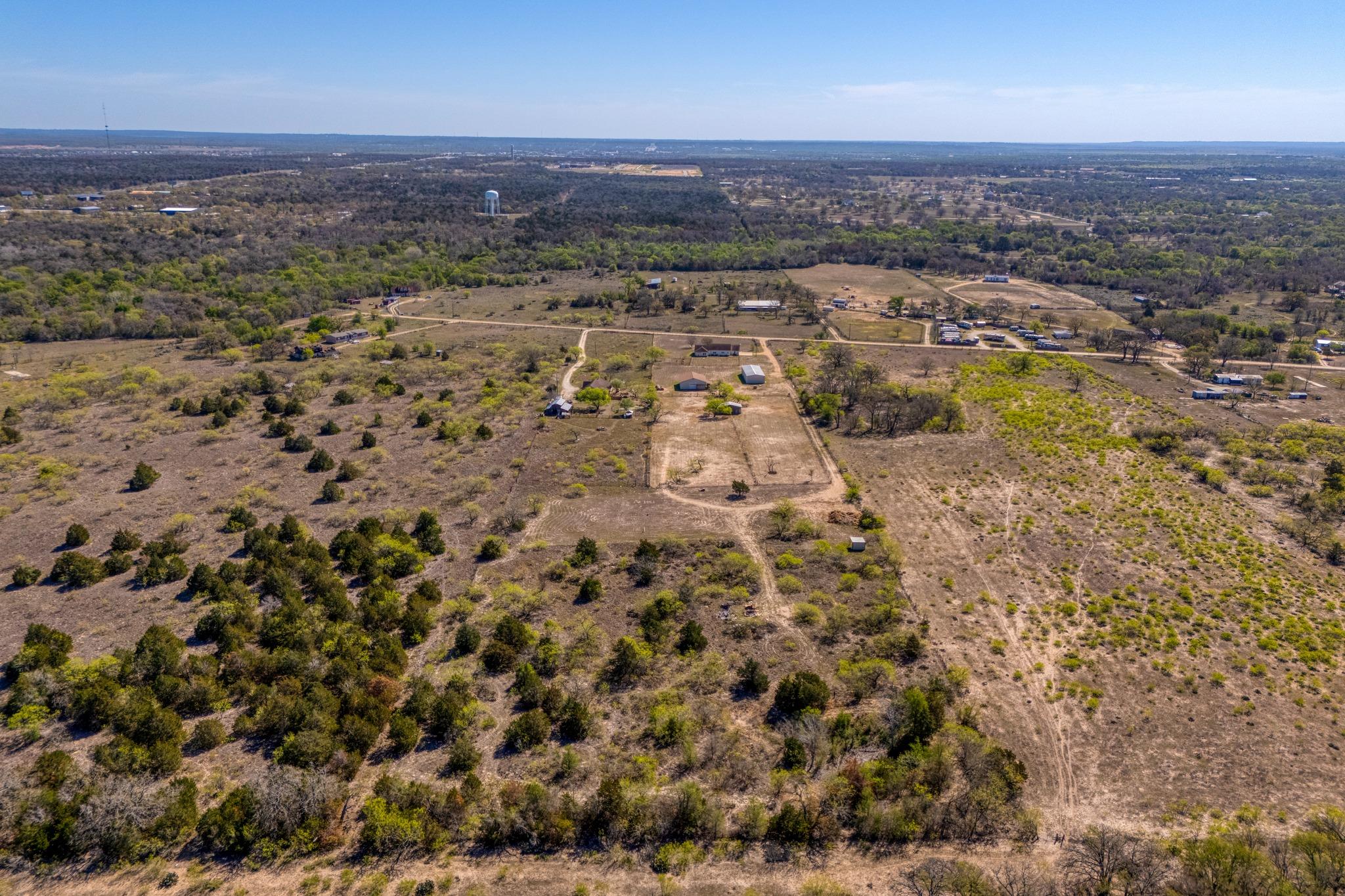 154 Three Oaks Ln, Bastrop, TX 78602