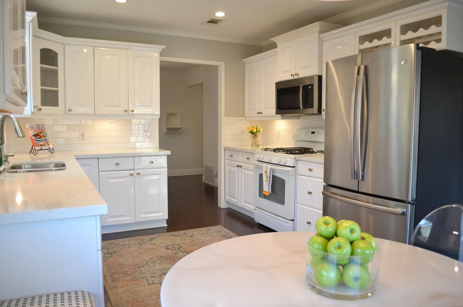 2114 Lanier Dr, Austin, TX 78757