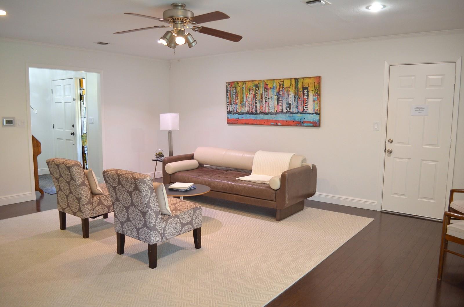 2114 Lanier Dr, Austin, TX 78757