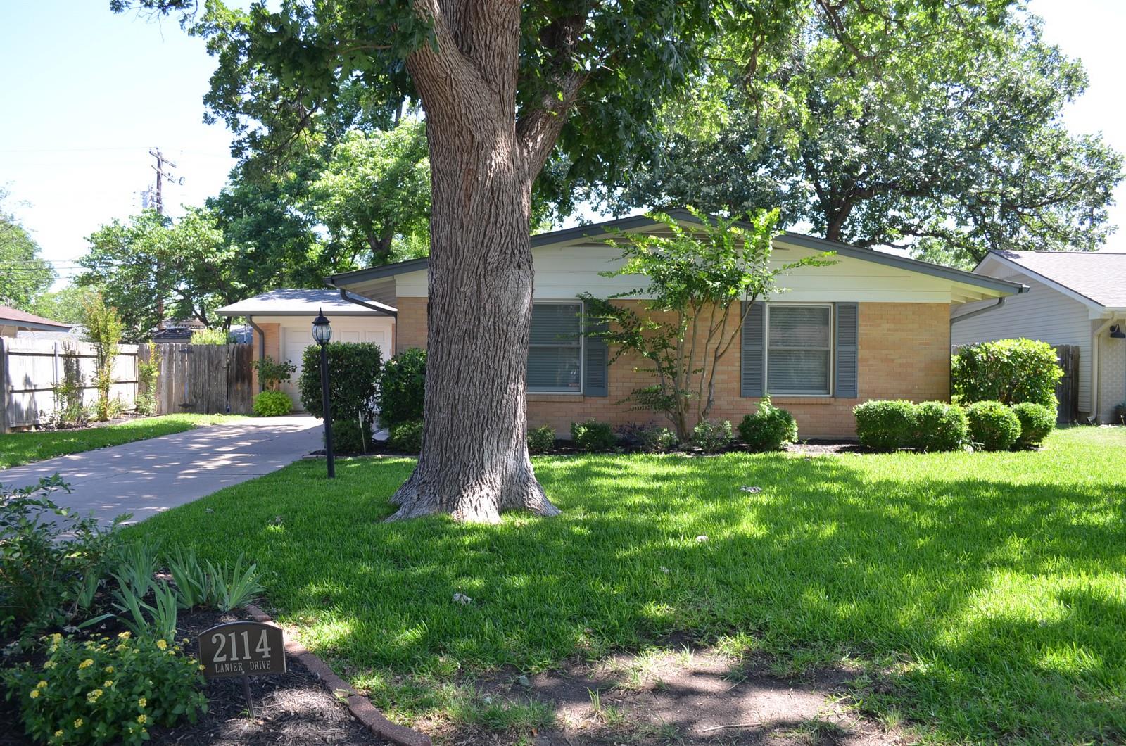 2114 Lanier Dr, Austin, TX 78757