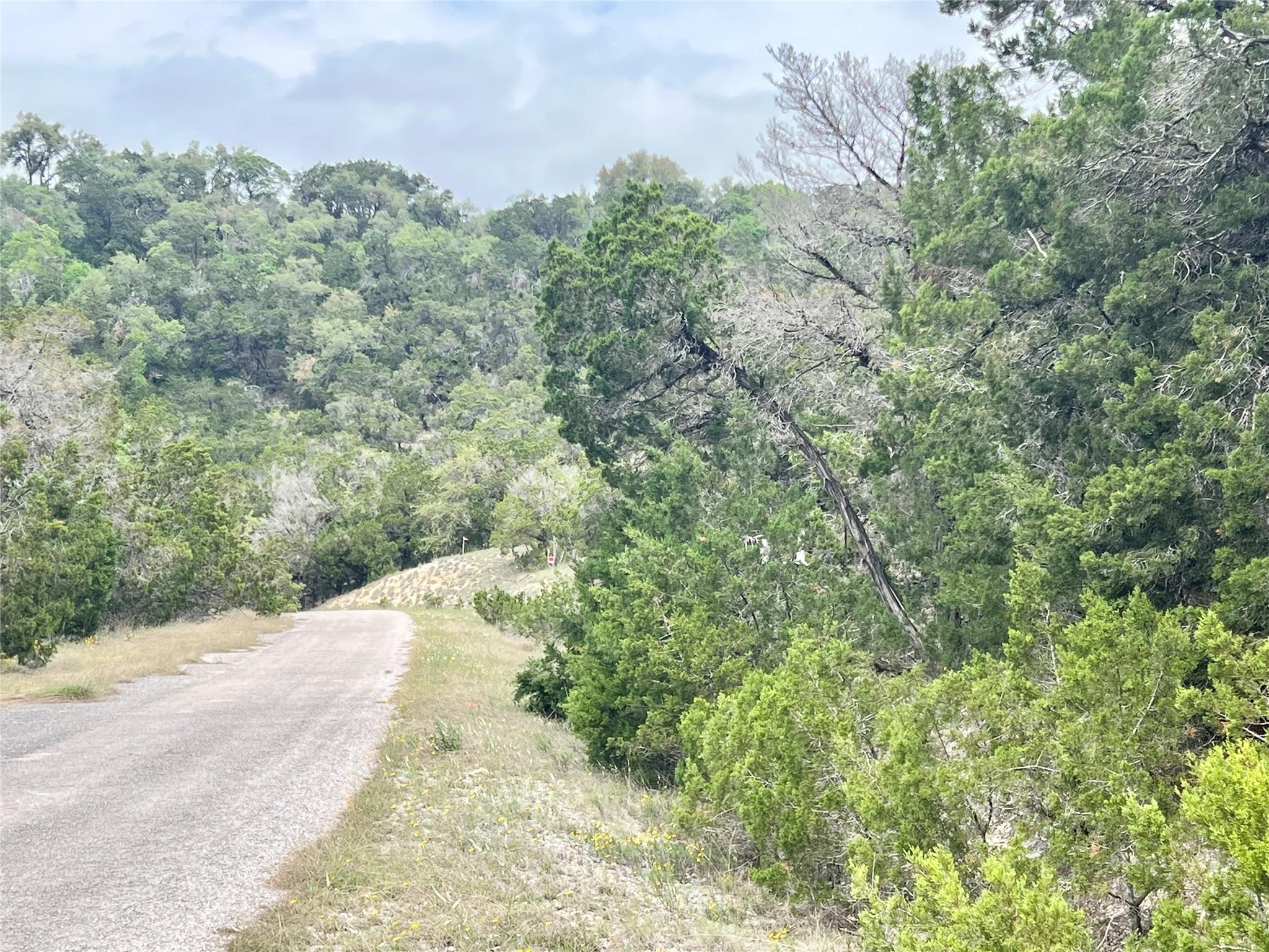 8133 Arroyo Ave, Lago Vista, TX 78645