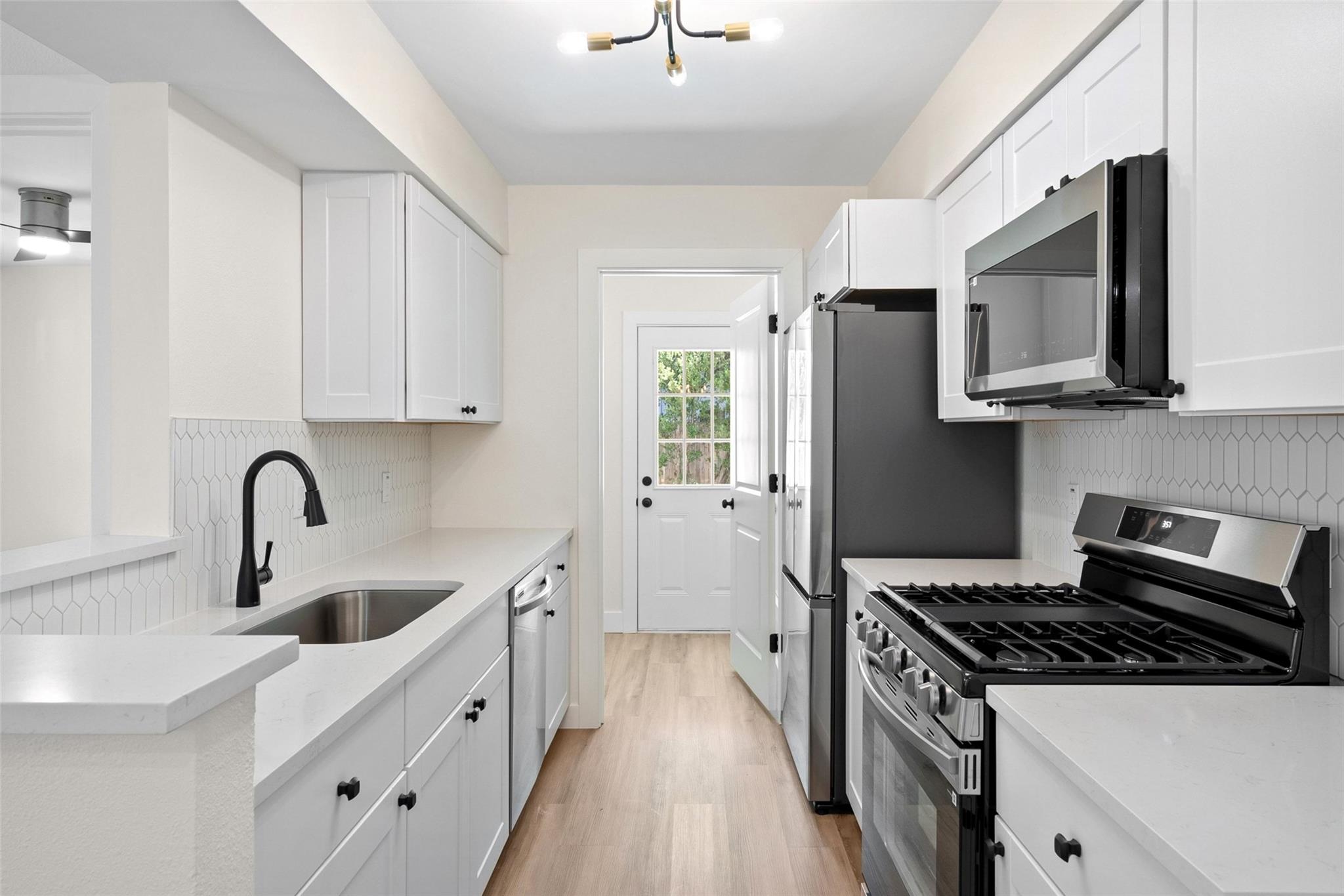 12410 Deer Falls Dr, Austin, TX 78729