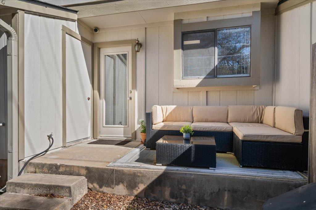 11821 Bittern Holw # 44, Austin, TX 78758