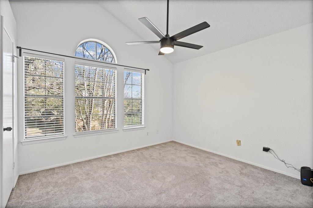 11821 Bittern Holw # 44, Austin, TX 78758