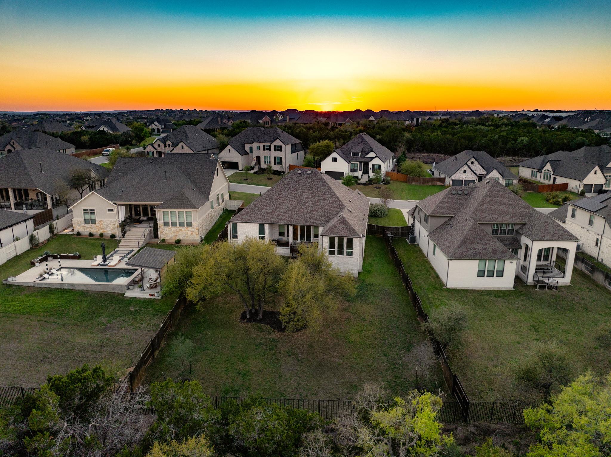 629 Rocky Spot Dr, Austin, TX 78737