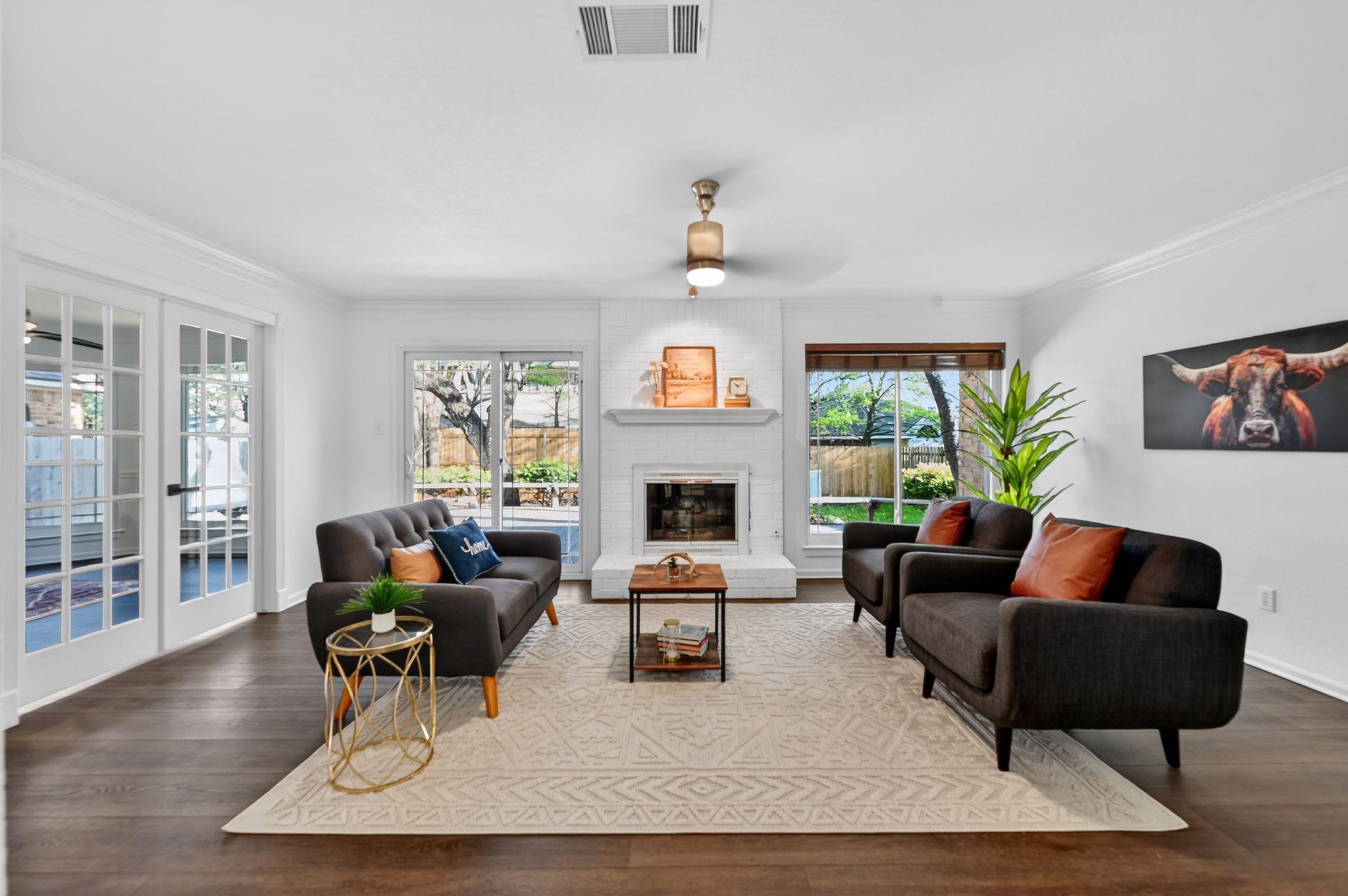 1118 Oaklands Dr, Round Rock, TX 78681