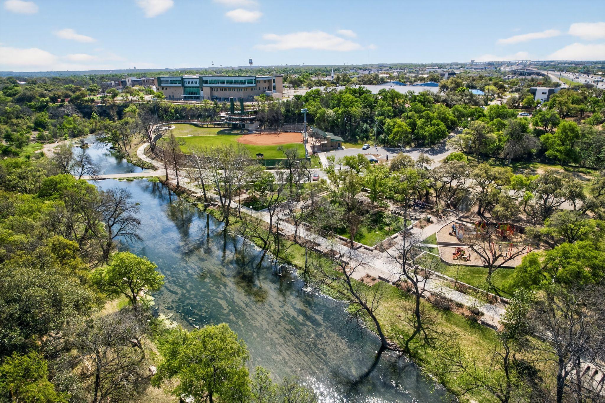 1118 Oaklands Dr, Round Rock, TX 78681