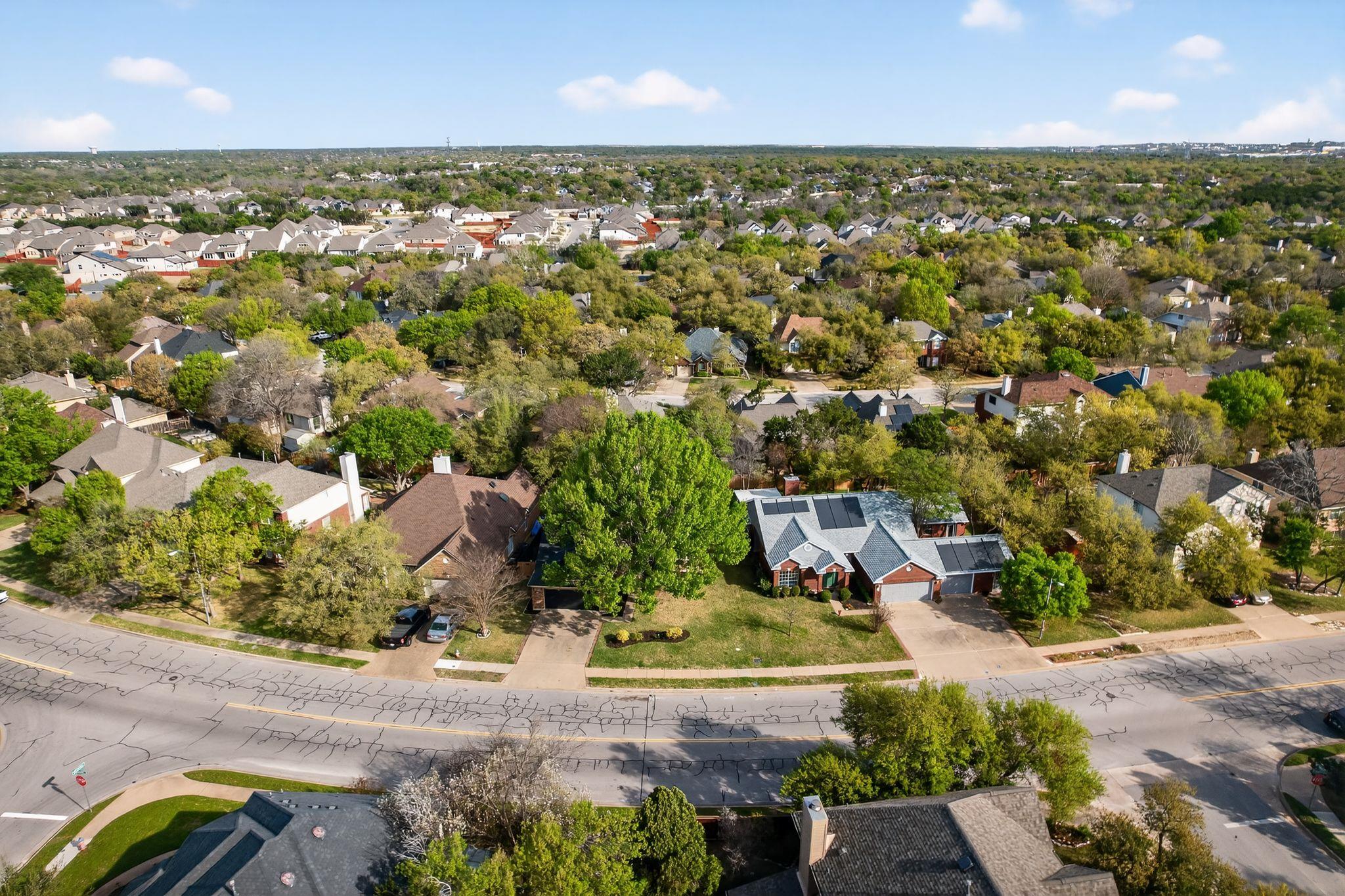 1118 Oaklands Dr, Round Rock, TX 78681