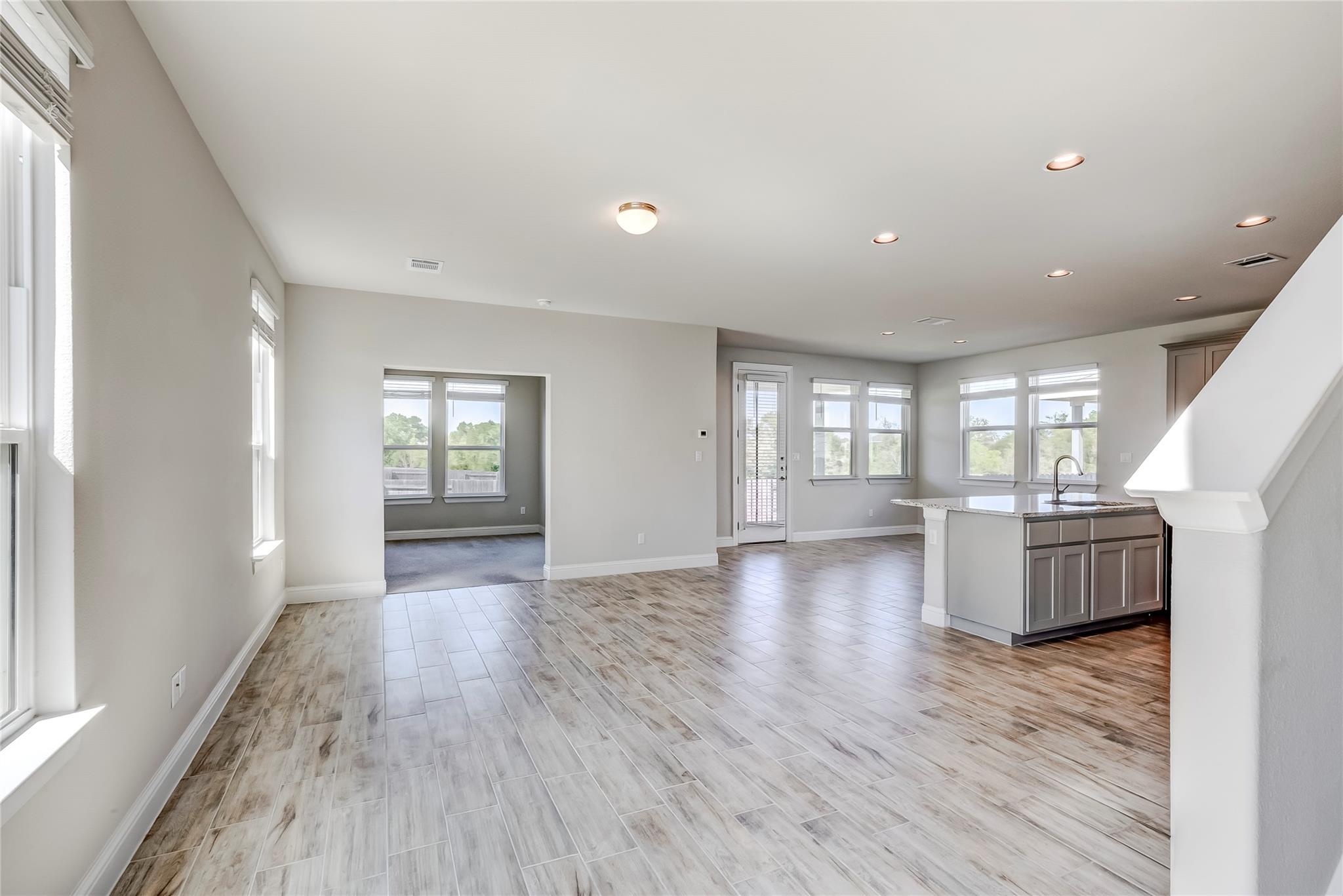 113 Riverhill Dr, Georgetown, TX 78628