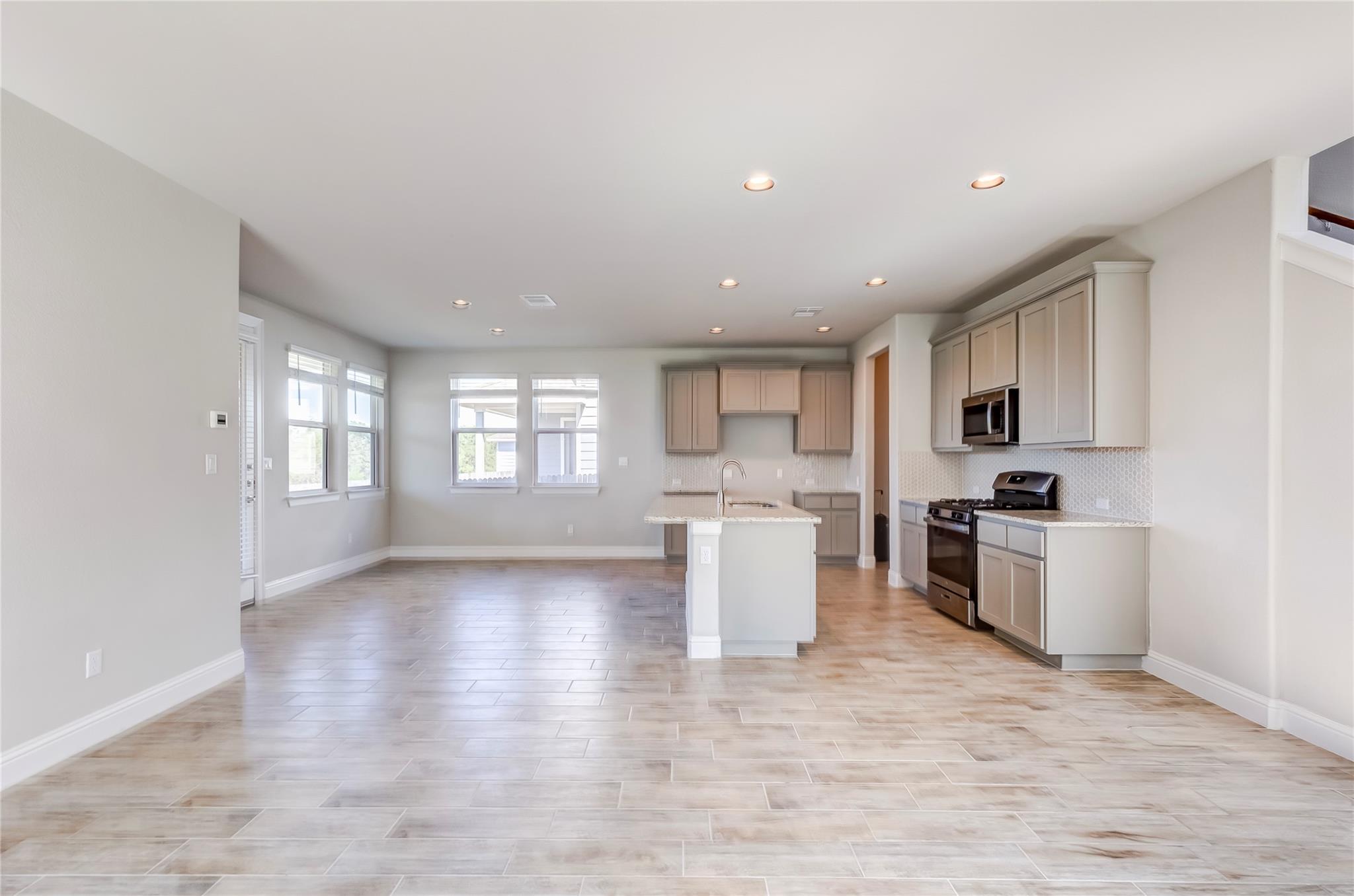 113 Riverhill Dr, Georgetown, TX 78628