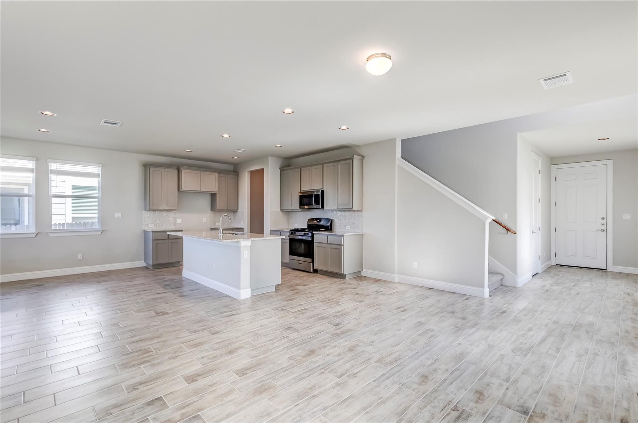 113 Riverhill Dr, Georgetown, TX 78628