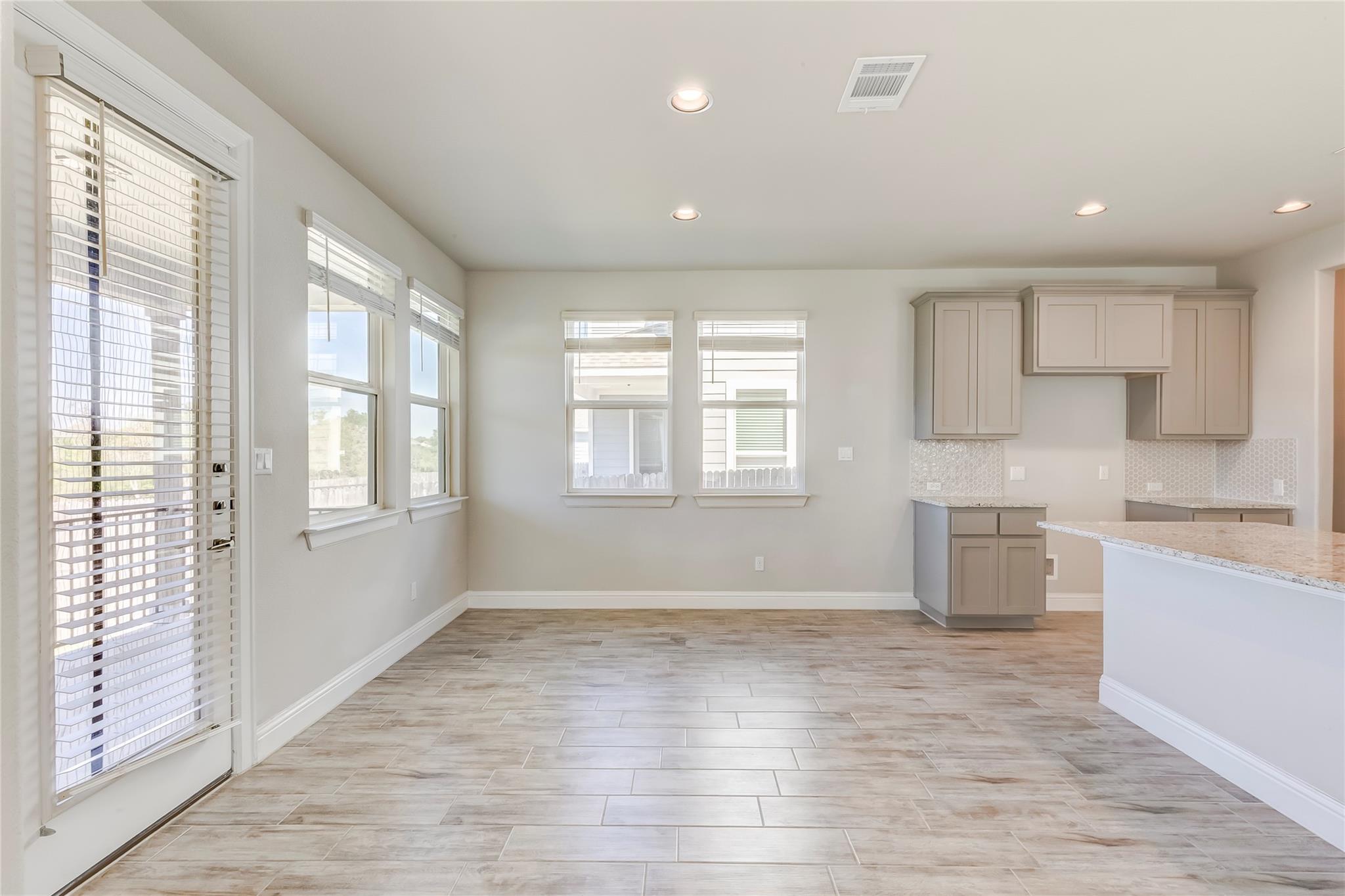 113 Riverhill Dr, Georgetown, TX 78628