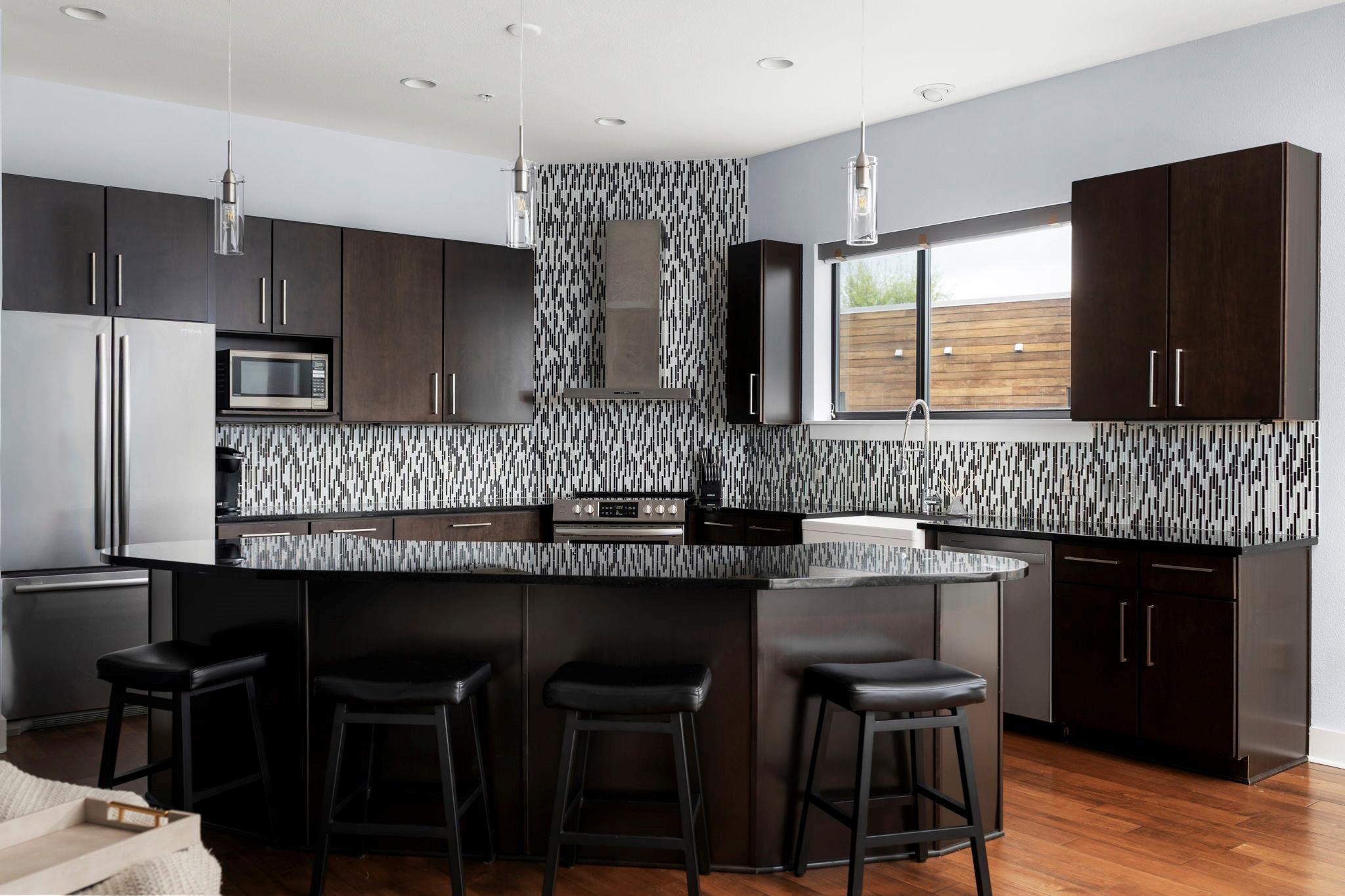 1101 Ivean Pearson Rd # F201, Lago Vista, TX 78645