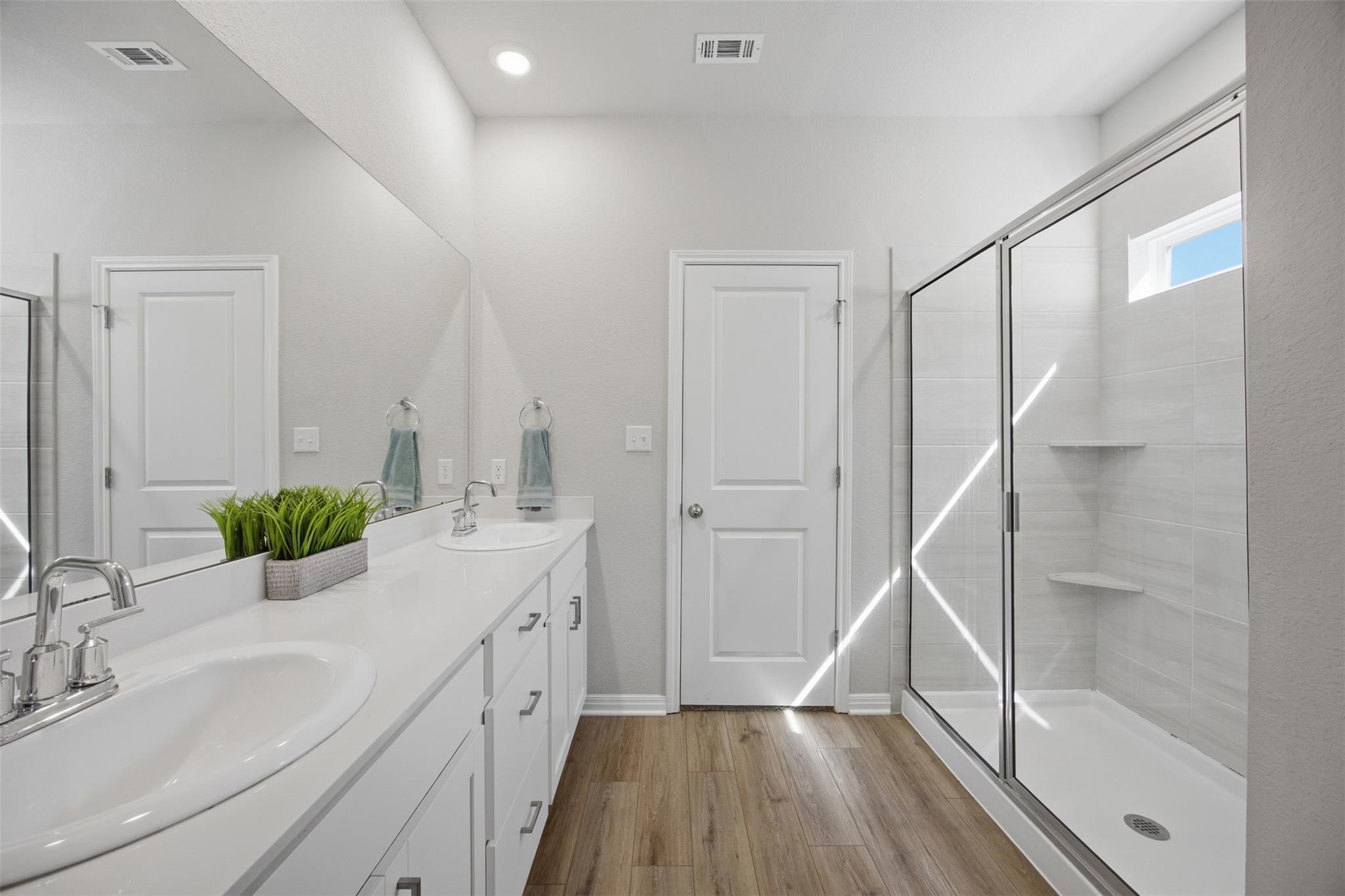 904 View Dr, Georgetown, TX 78628