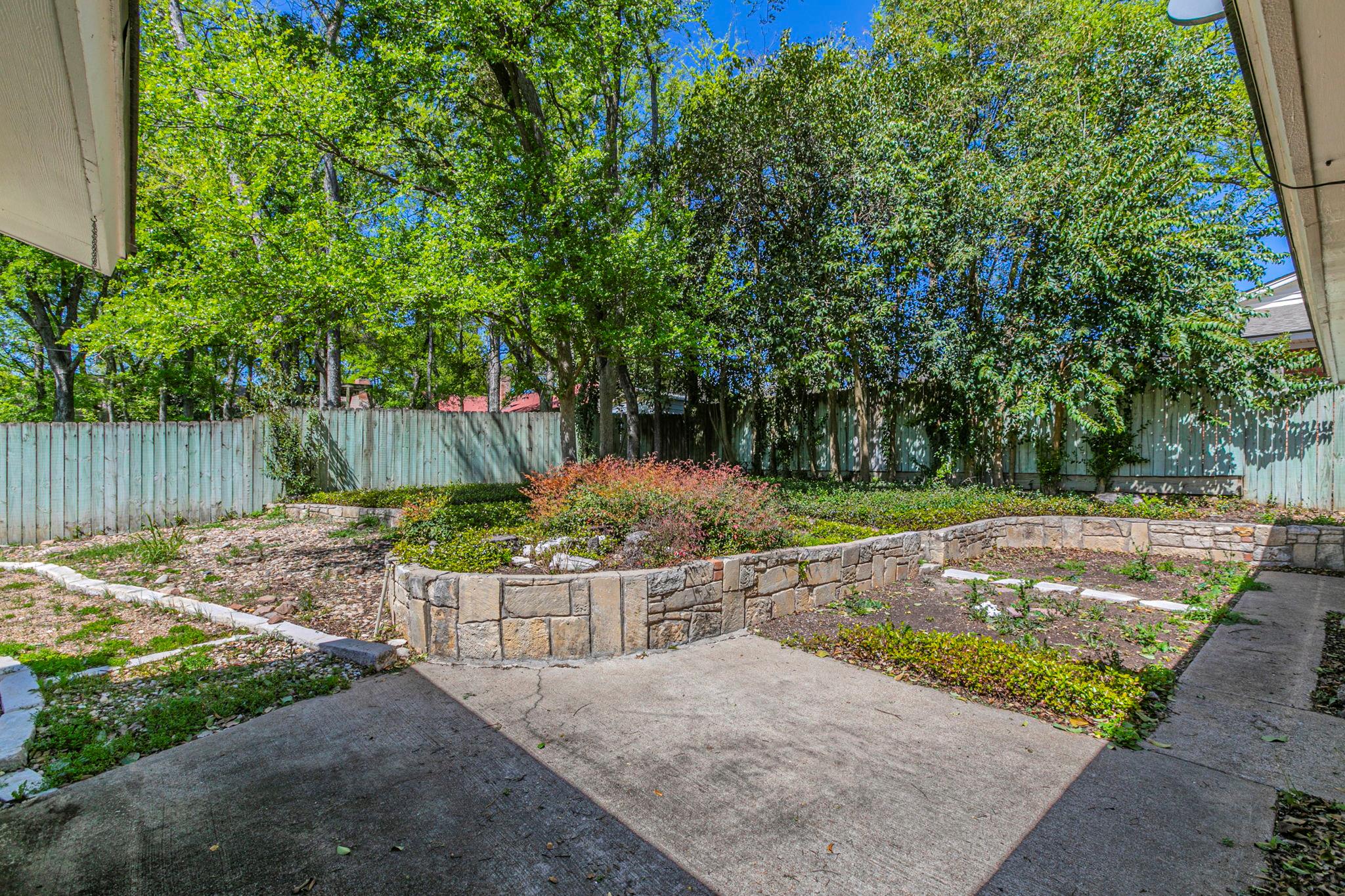 1808 N Beal St, Belton, TX 76513