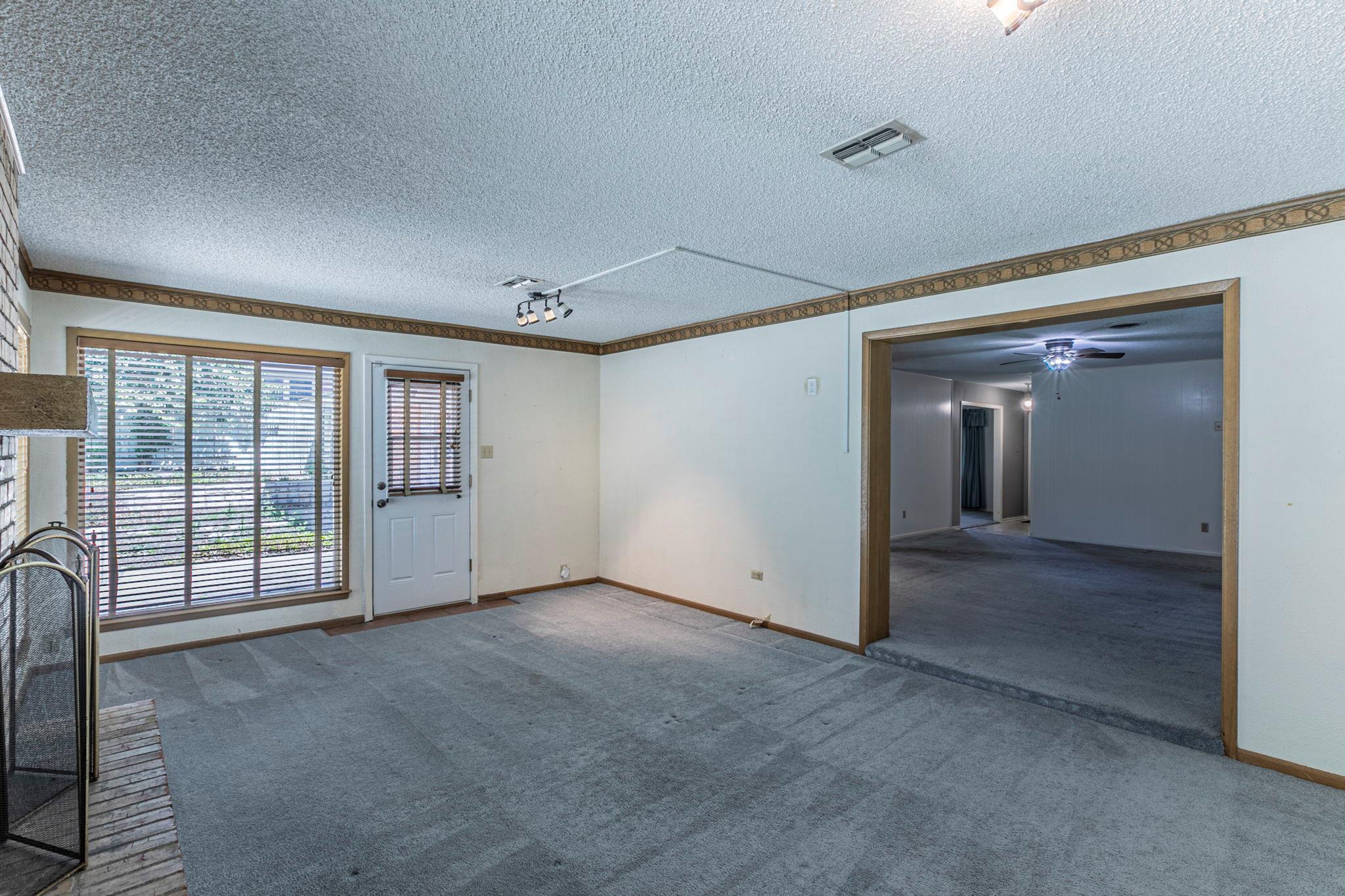 1808 N Beal St, Belton, TX 76513