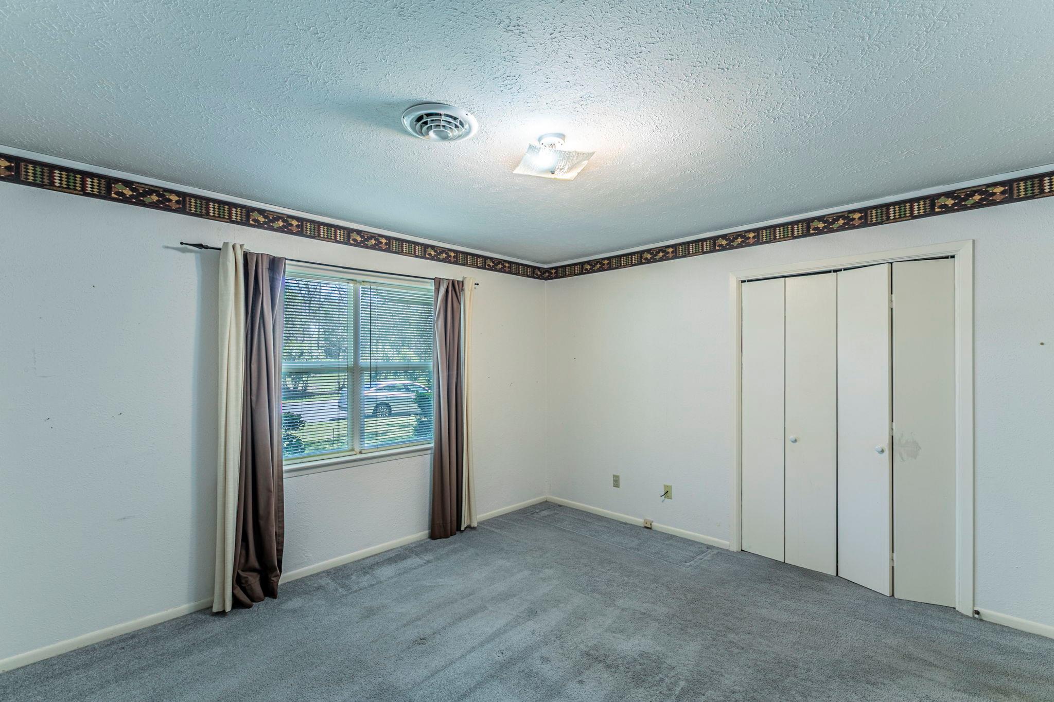 1808 N Beal St, Belton, TX 76513