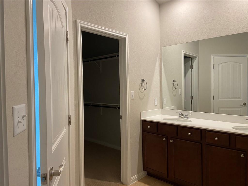 1513 Carlene Pruett St, Leander, TX 78641