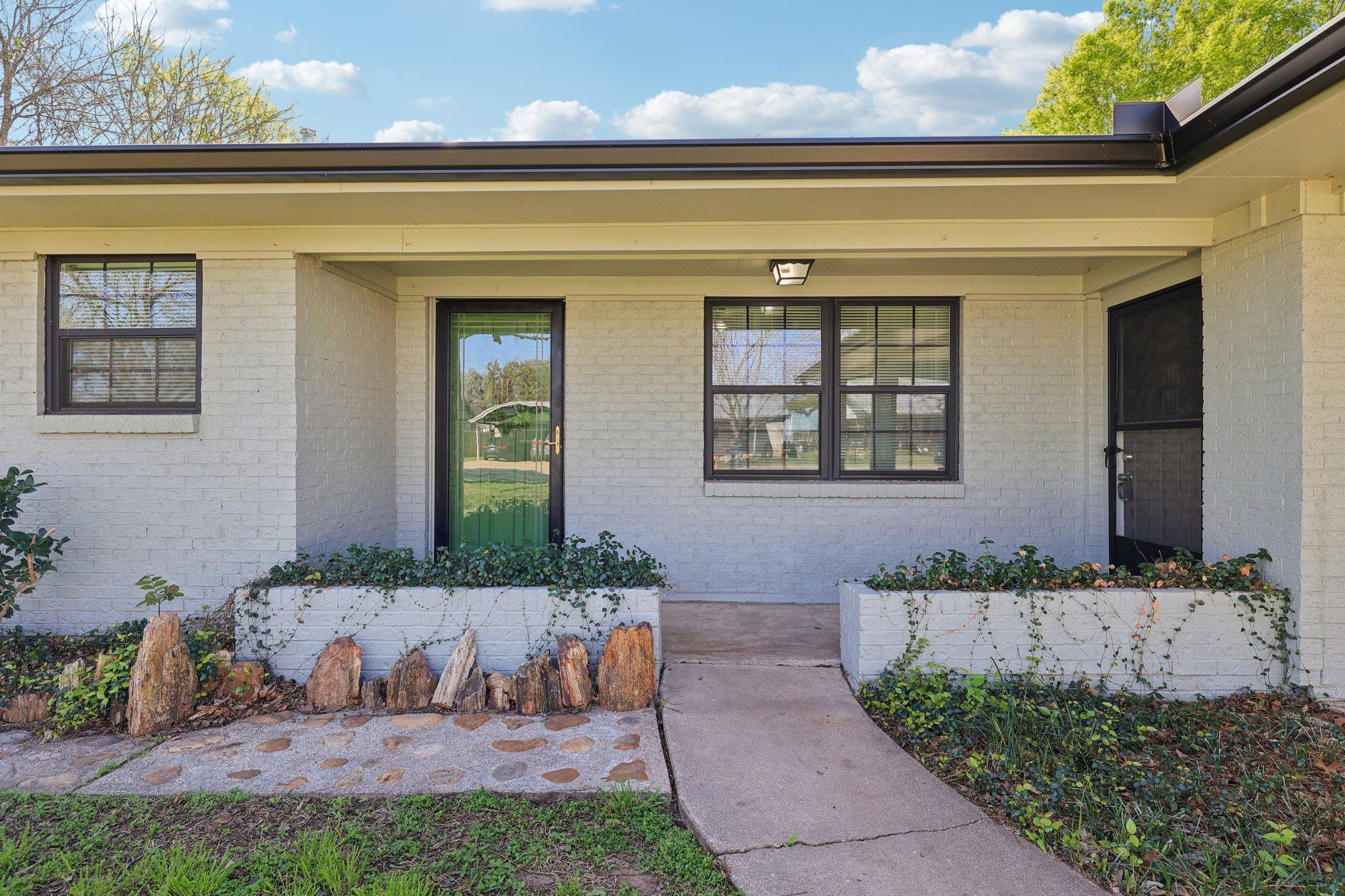 110 Jones St, Bastrop, TX 78602