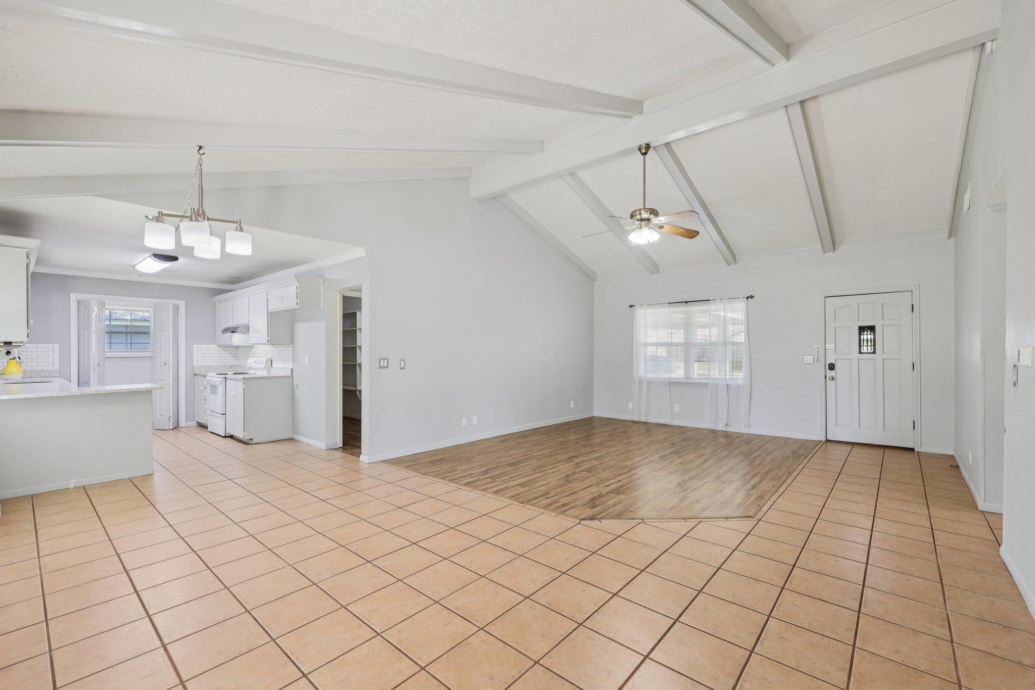 110 Jones St, Bastrop, TX 78602