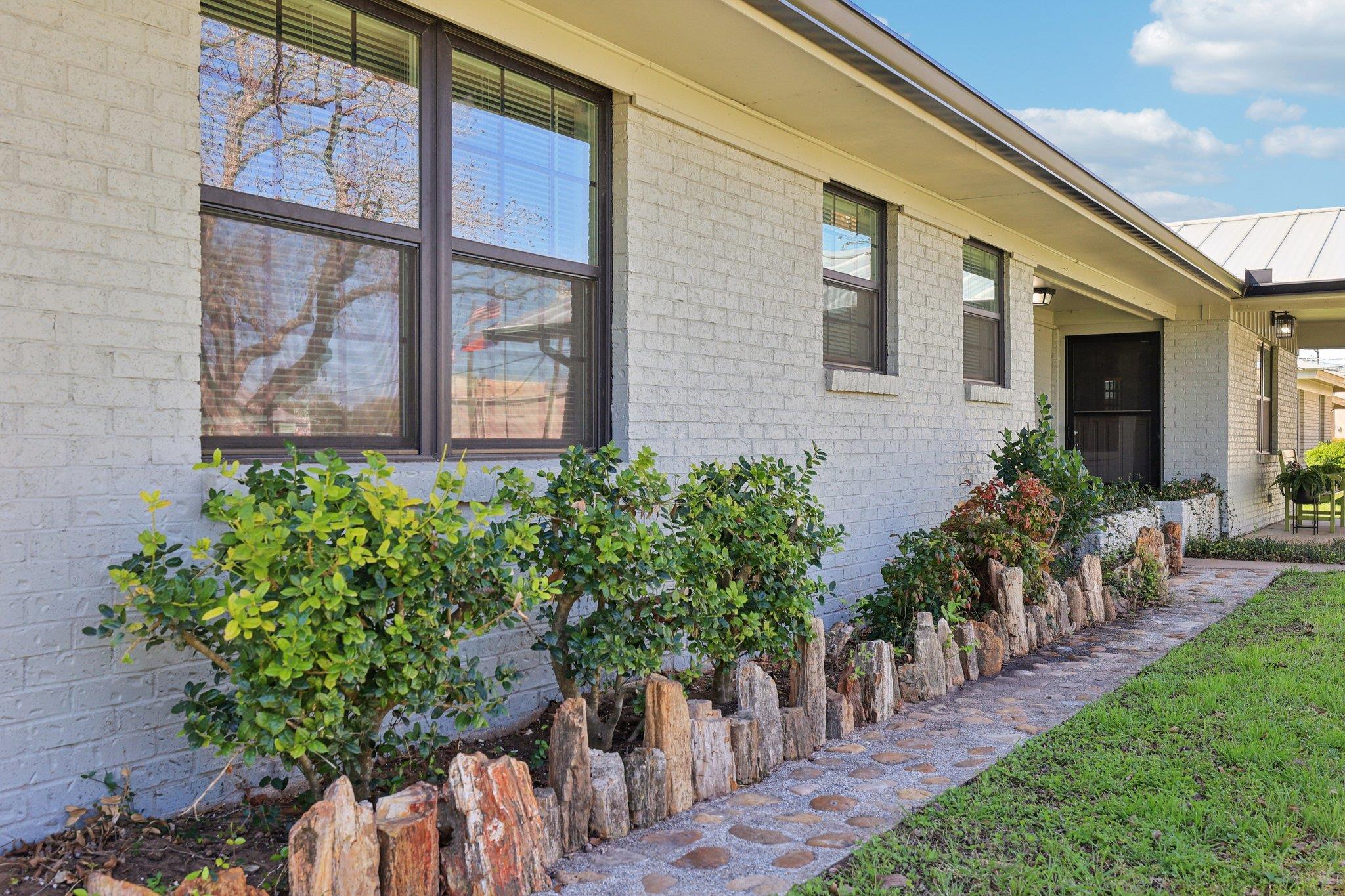 110 Jones St, Bastrop, TX 78602