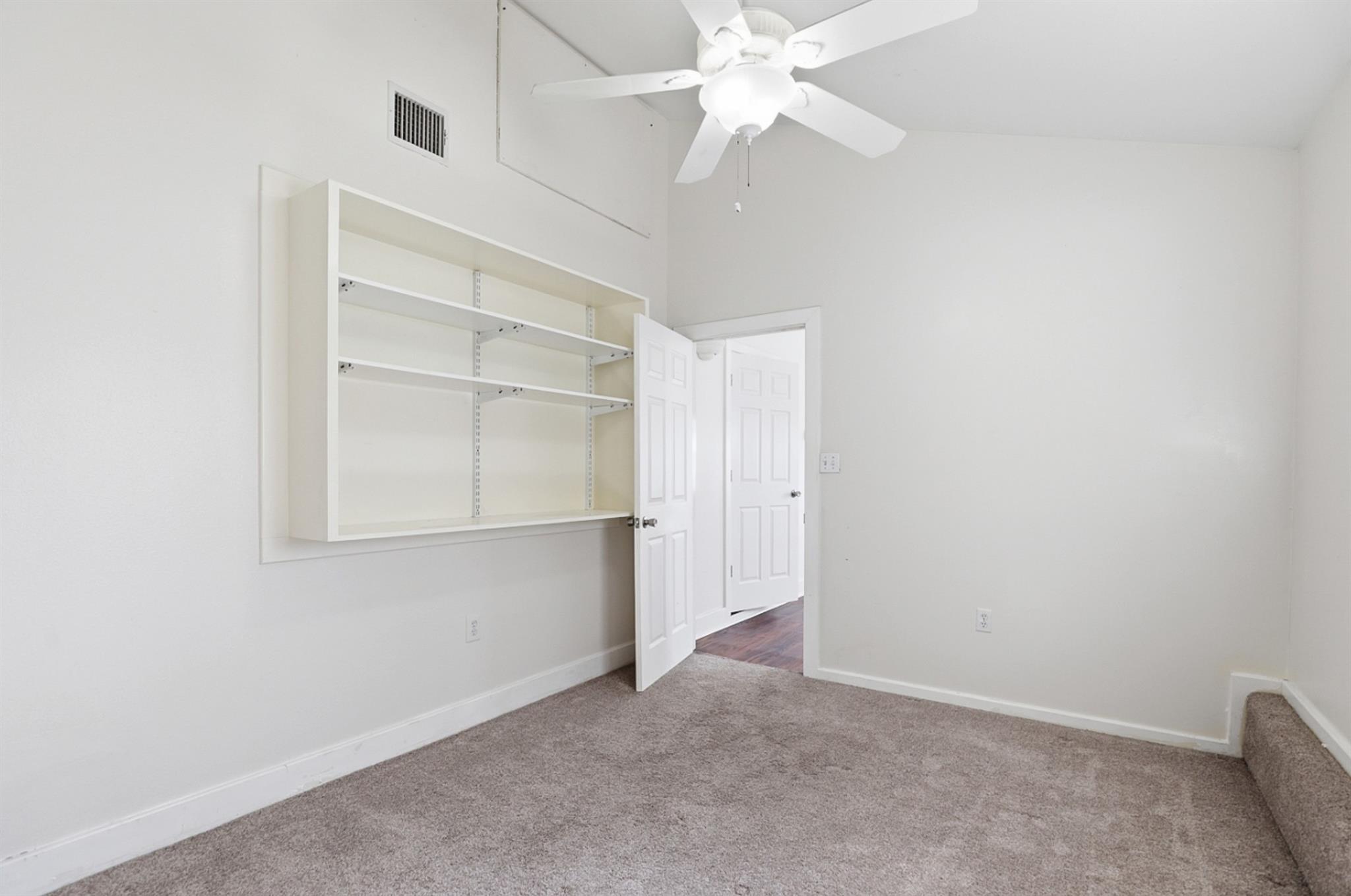 128 Skyview Ter, Leander, TX 78641