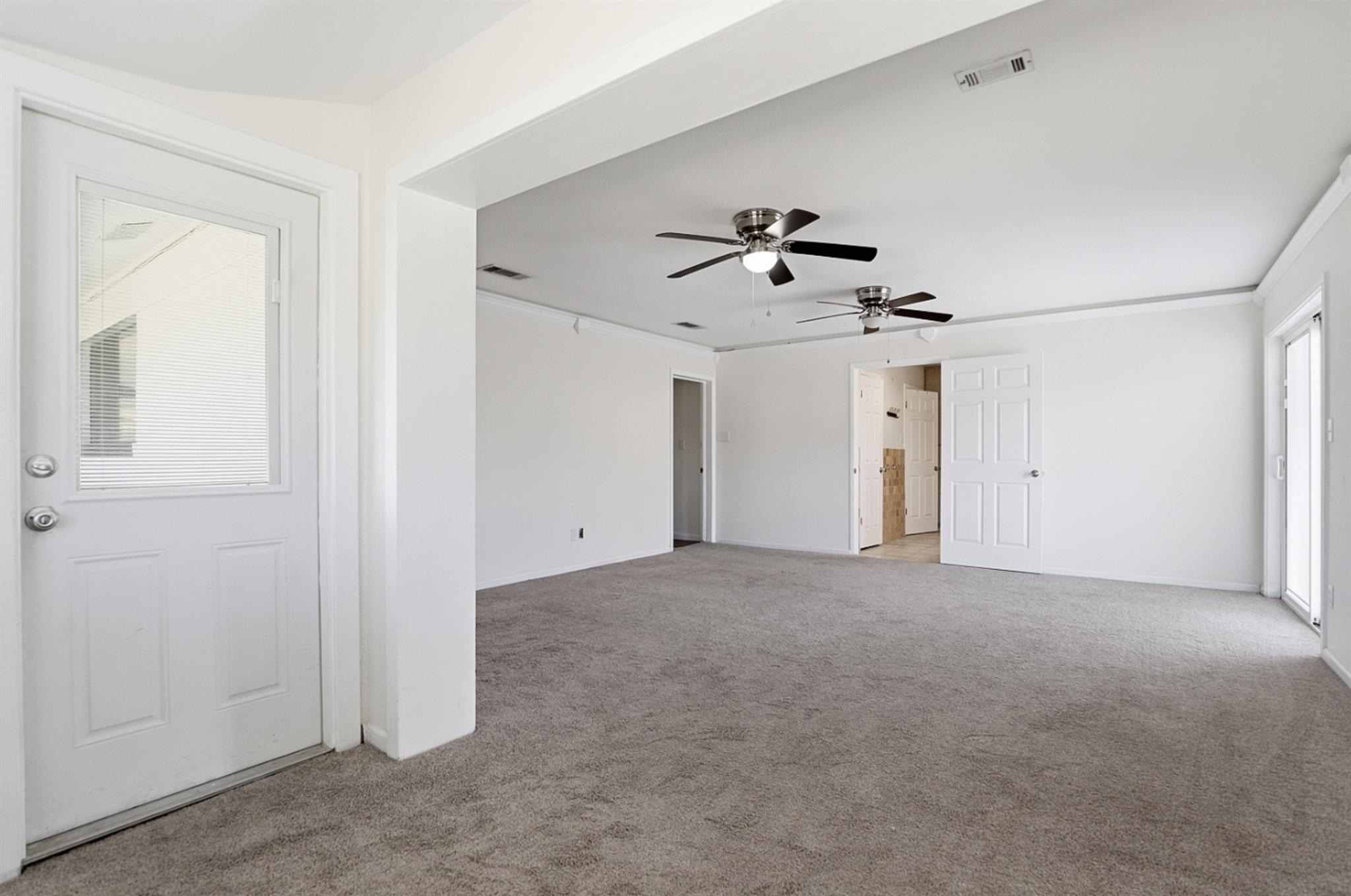 128 Skyview Ter, Leander, TX 78641