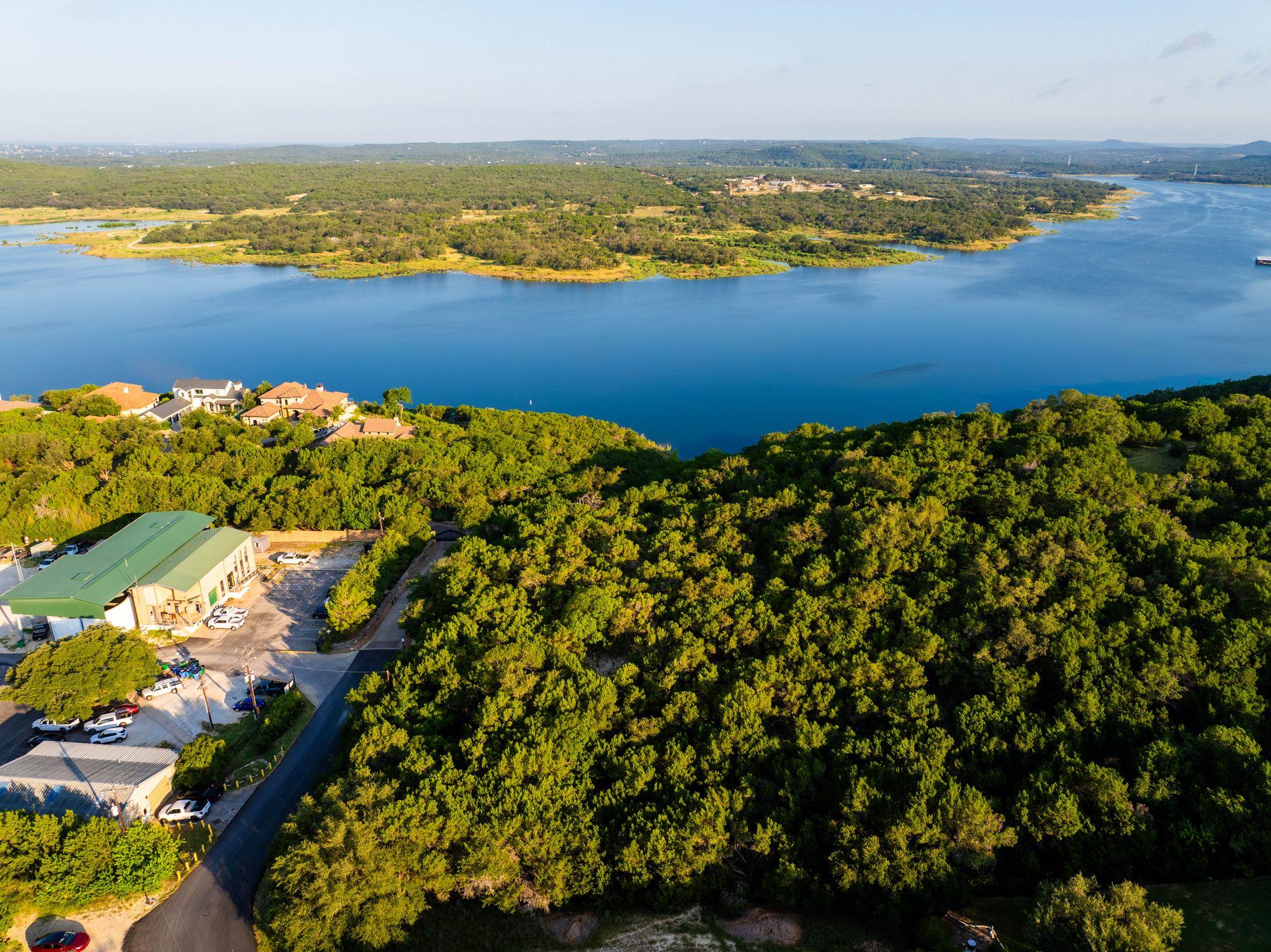 21010 Seminole Dr, Lago Vista, TX 78645