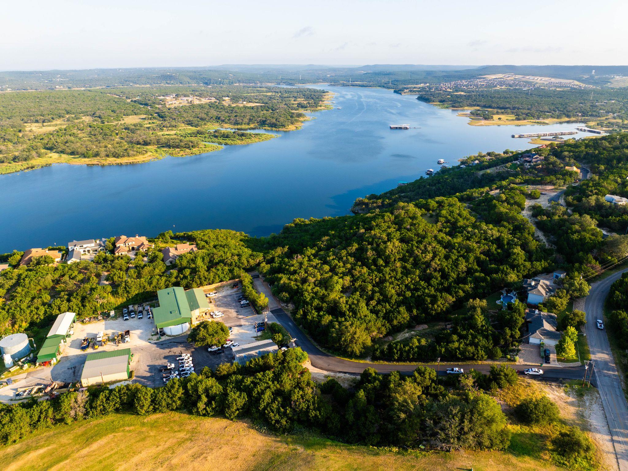21010 Seminole Dr, Lago Vista, TX 78645