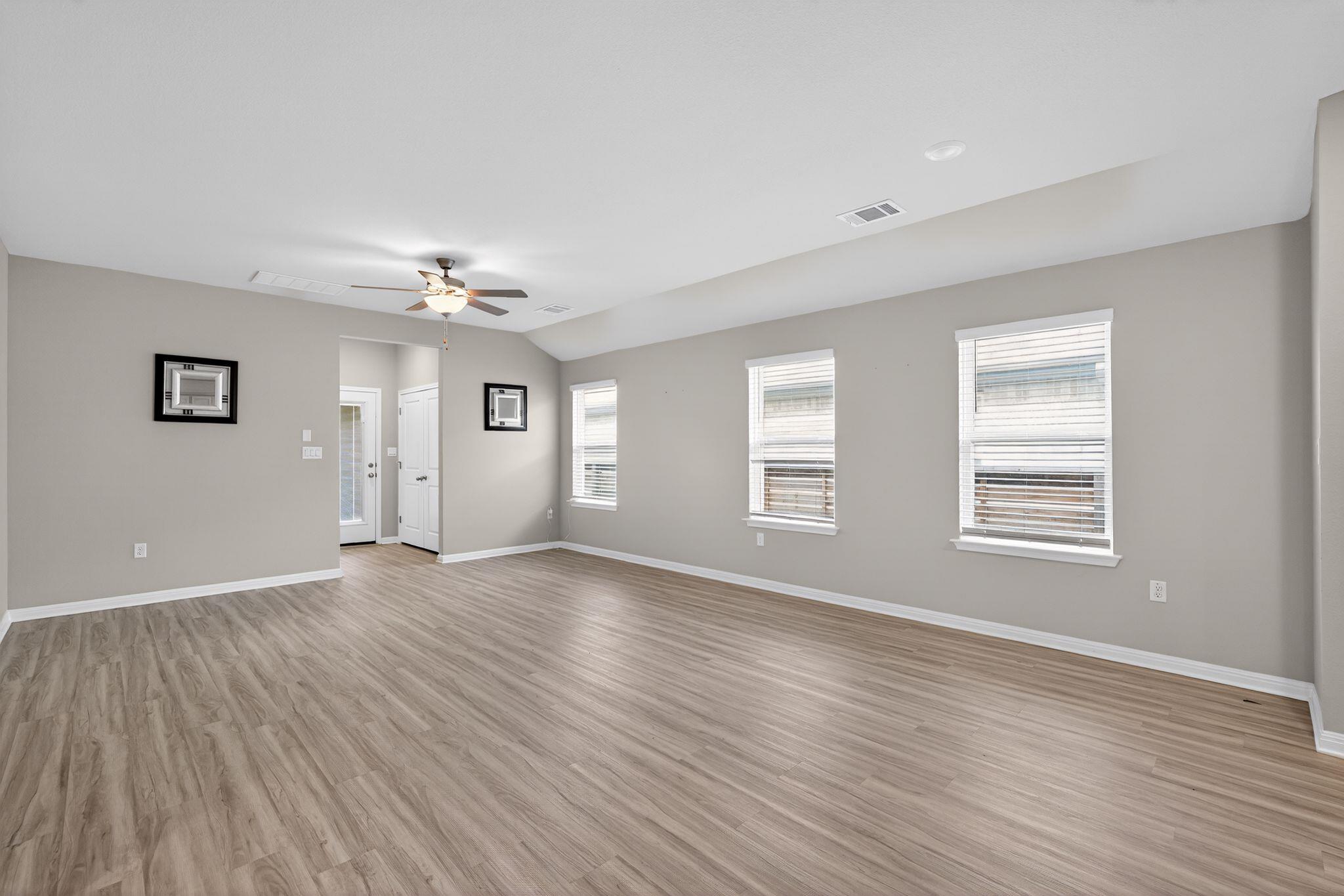 383 Brandywine Rd, Hutto, TX 78634