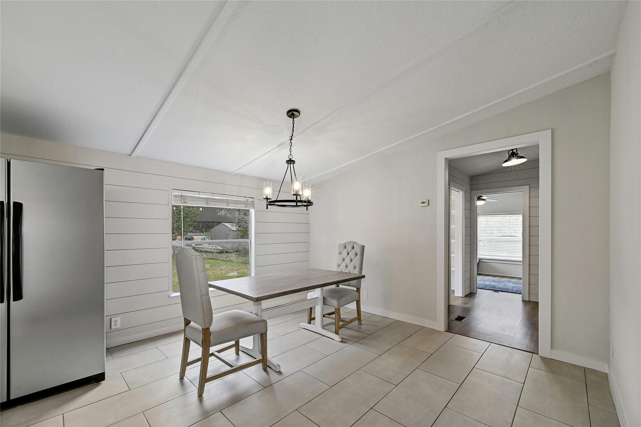 22515 Felicia Dr, Spicewood, TX 78669