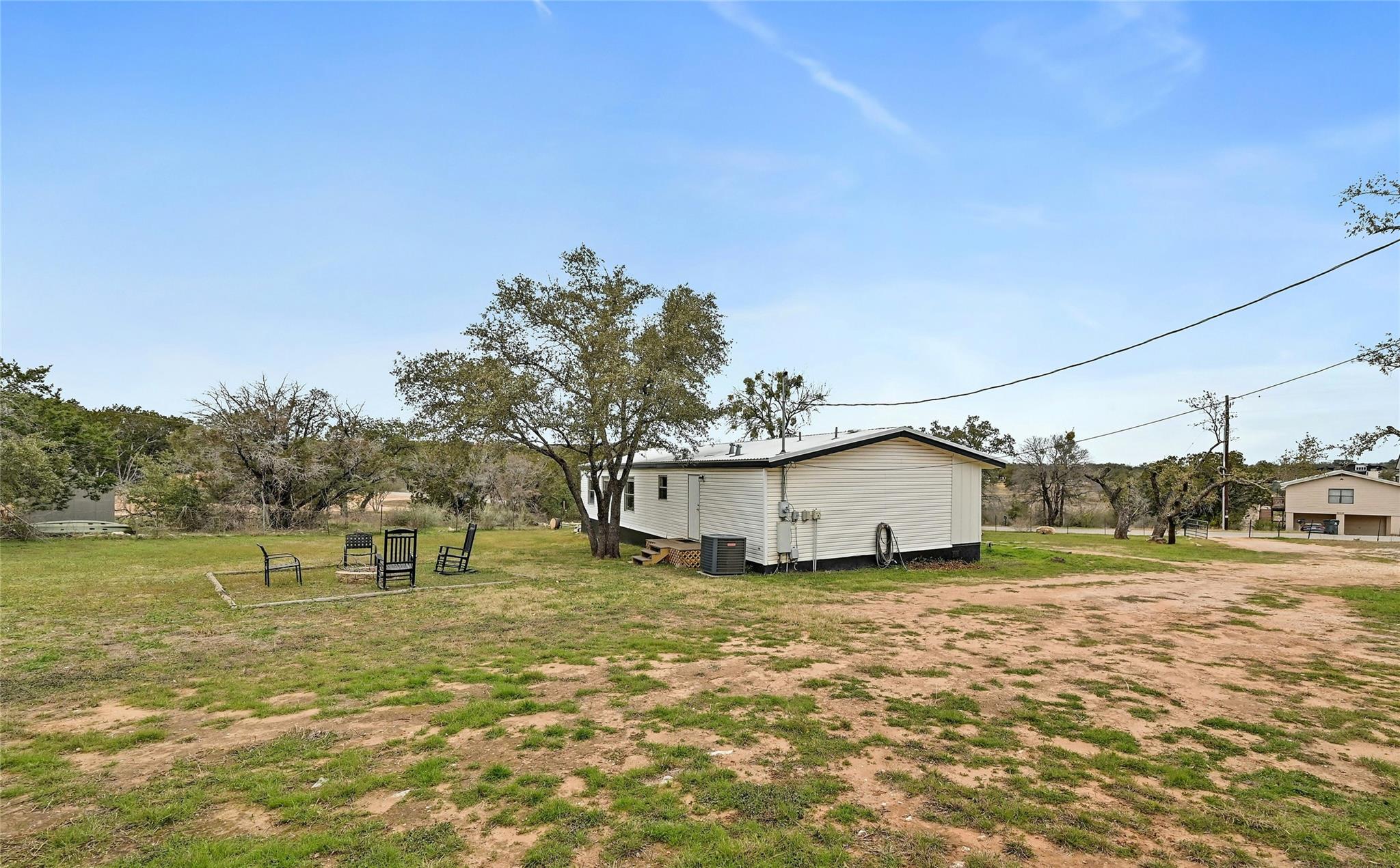 22515 Felicia Dr, Spicewood, TX 78669
