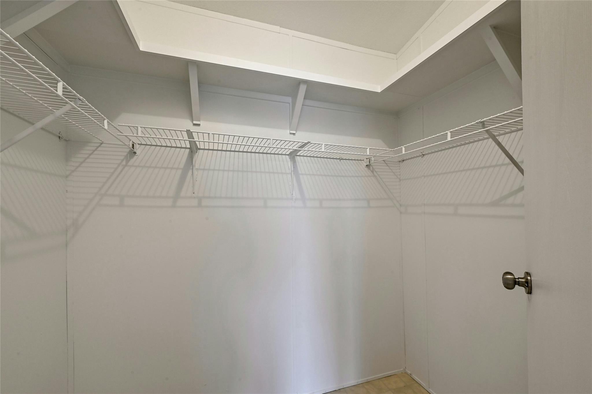 22515 Felicia Dr, Spicewood, TX 78669