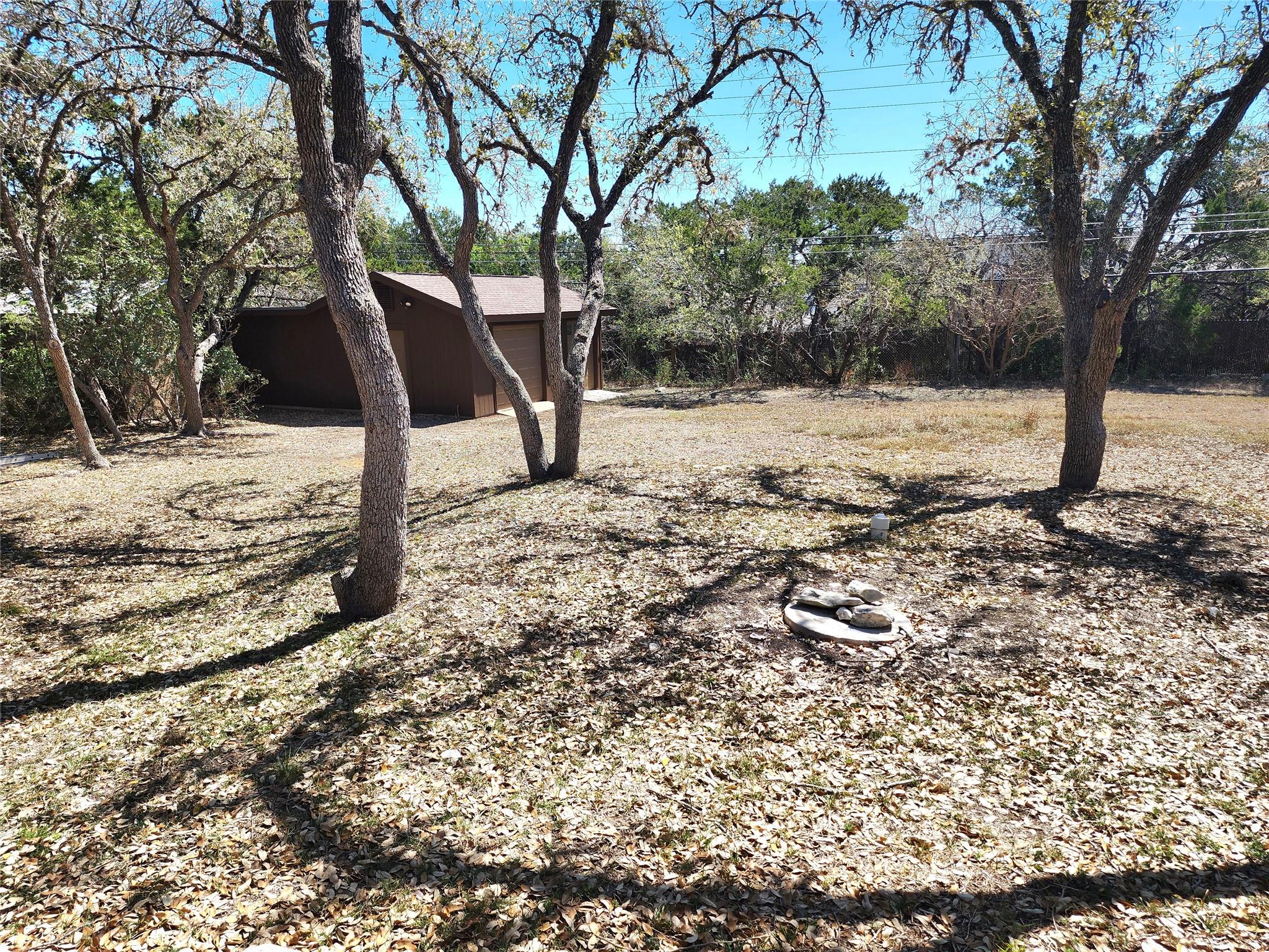 817 Willow Creek Cir, San Marcos, TX 78666